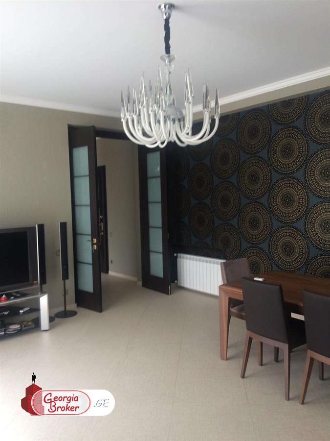 nearly repaired 7-room apartment for sale