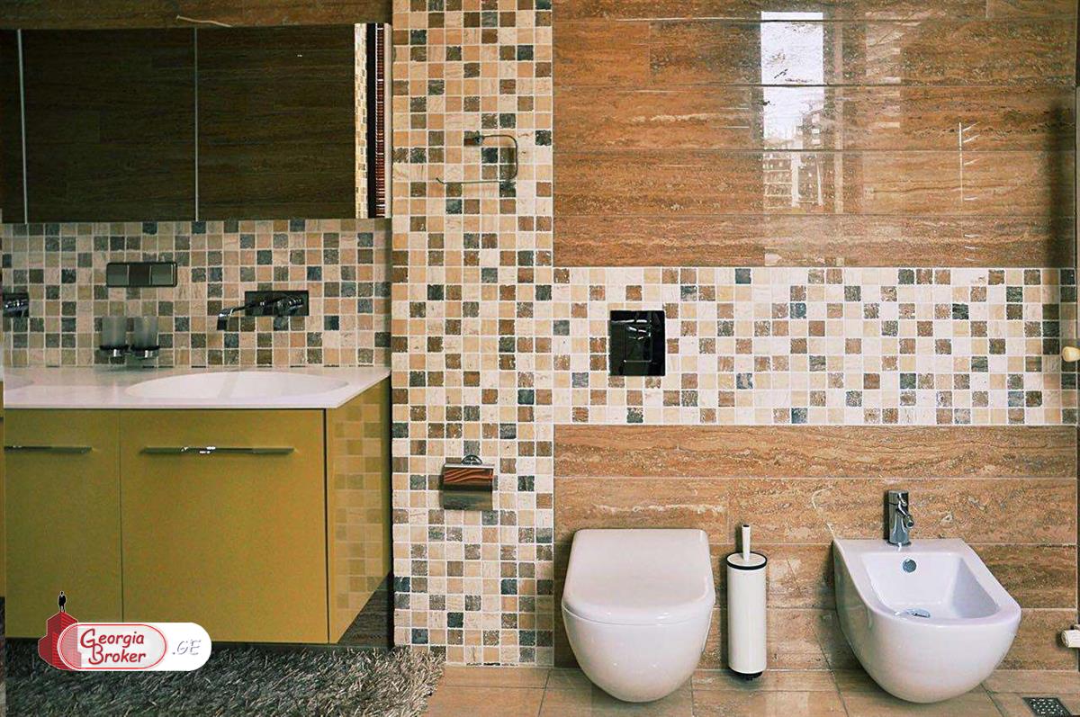 nearly repaired 7-room apartment for sale