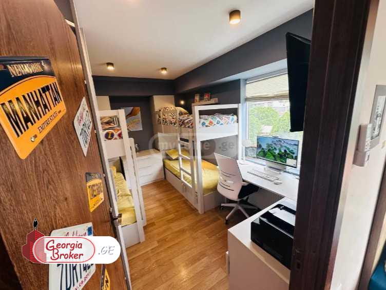 იყიდება ახალი გარემონტებული 3 ოთახიანი ბინა