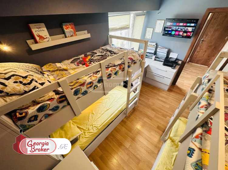 იყიდება ახალი გარემონტებული 3 ოთახიანი ბინა