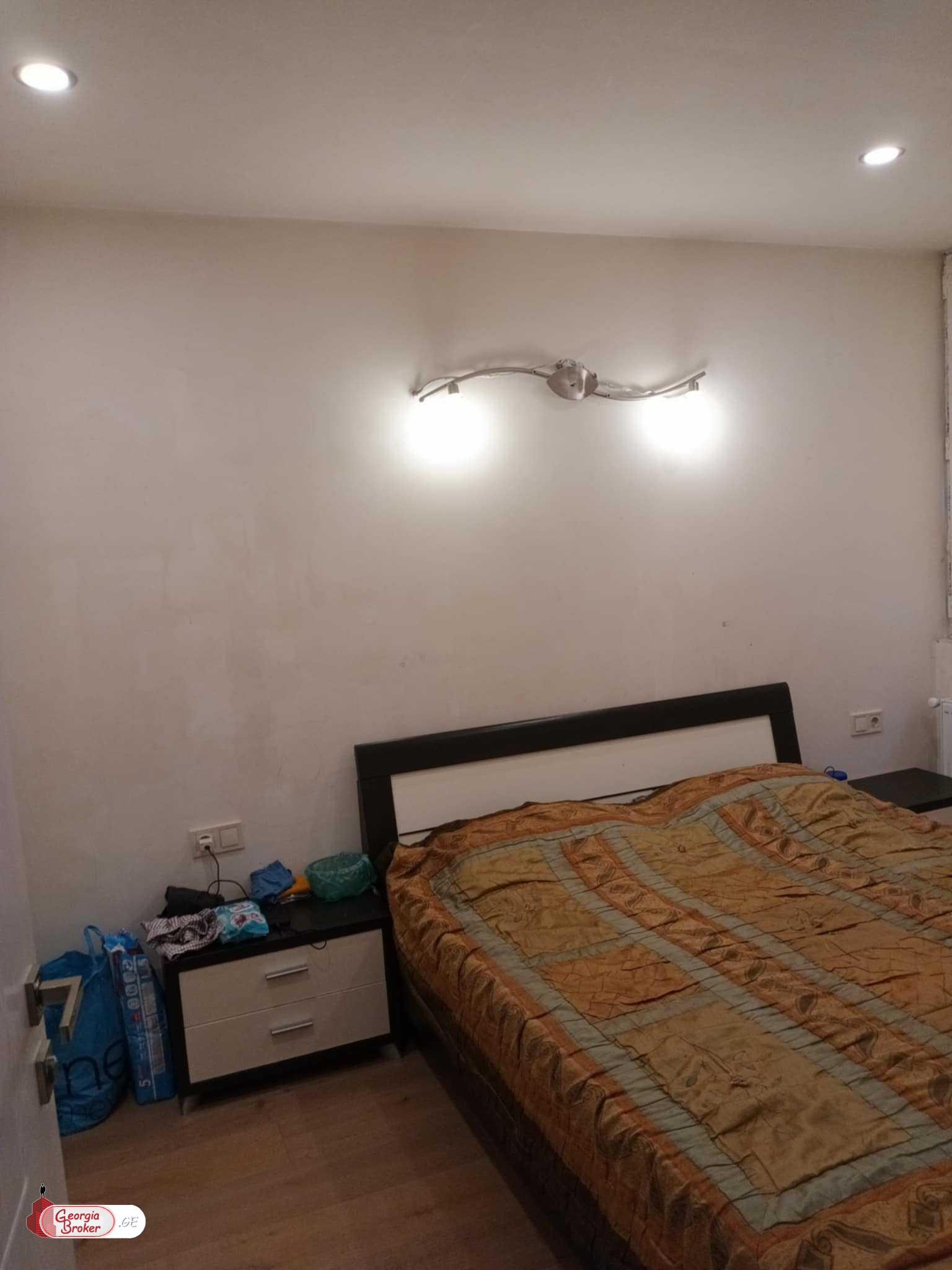 nearly repaired 6-room apartment for sale