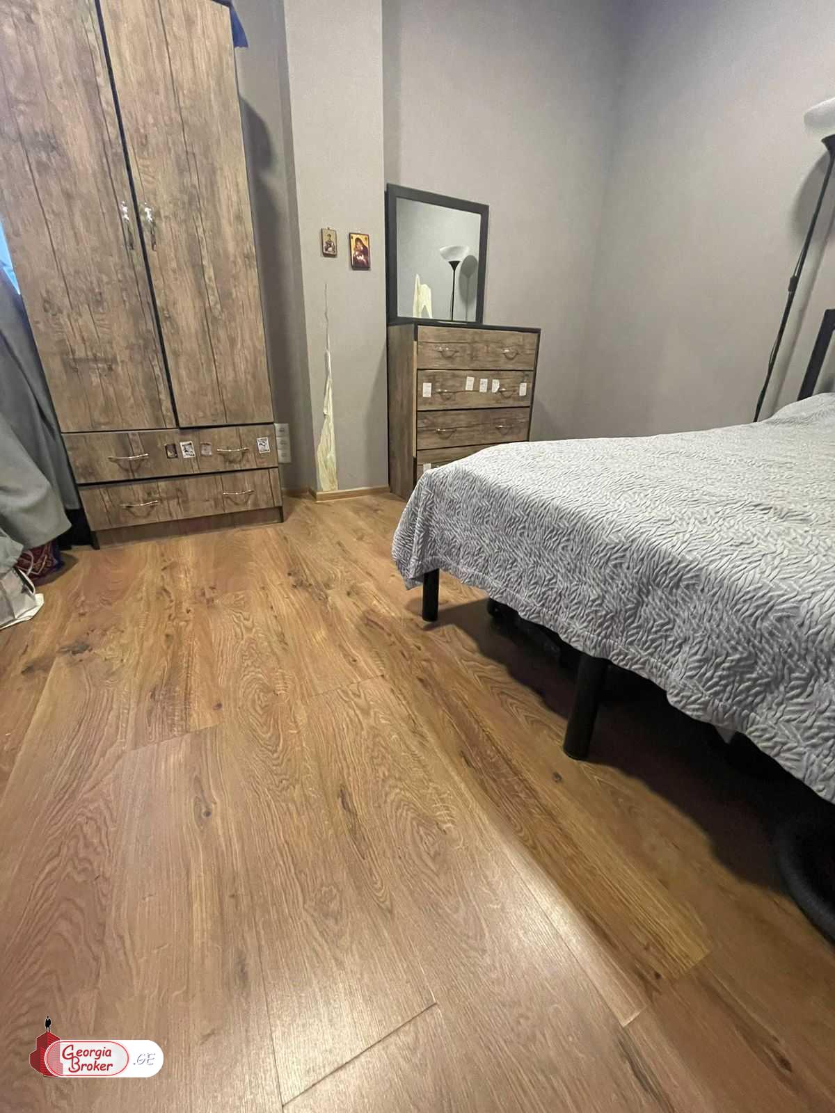 nearly repaired 3-room apartment for sale