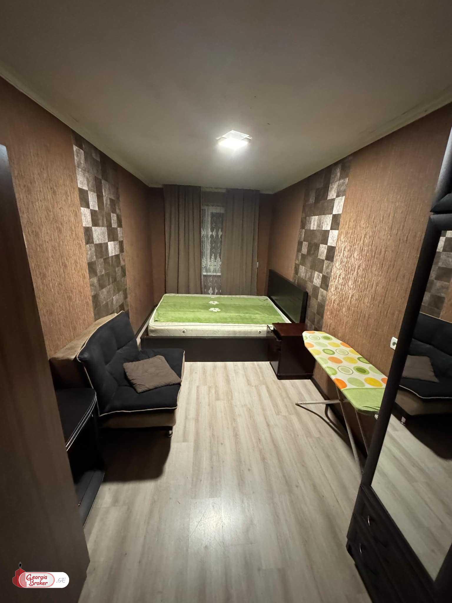 в аренду квартира с новым ремонтом 3-комнаты