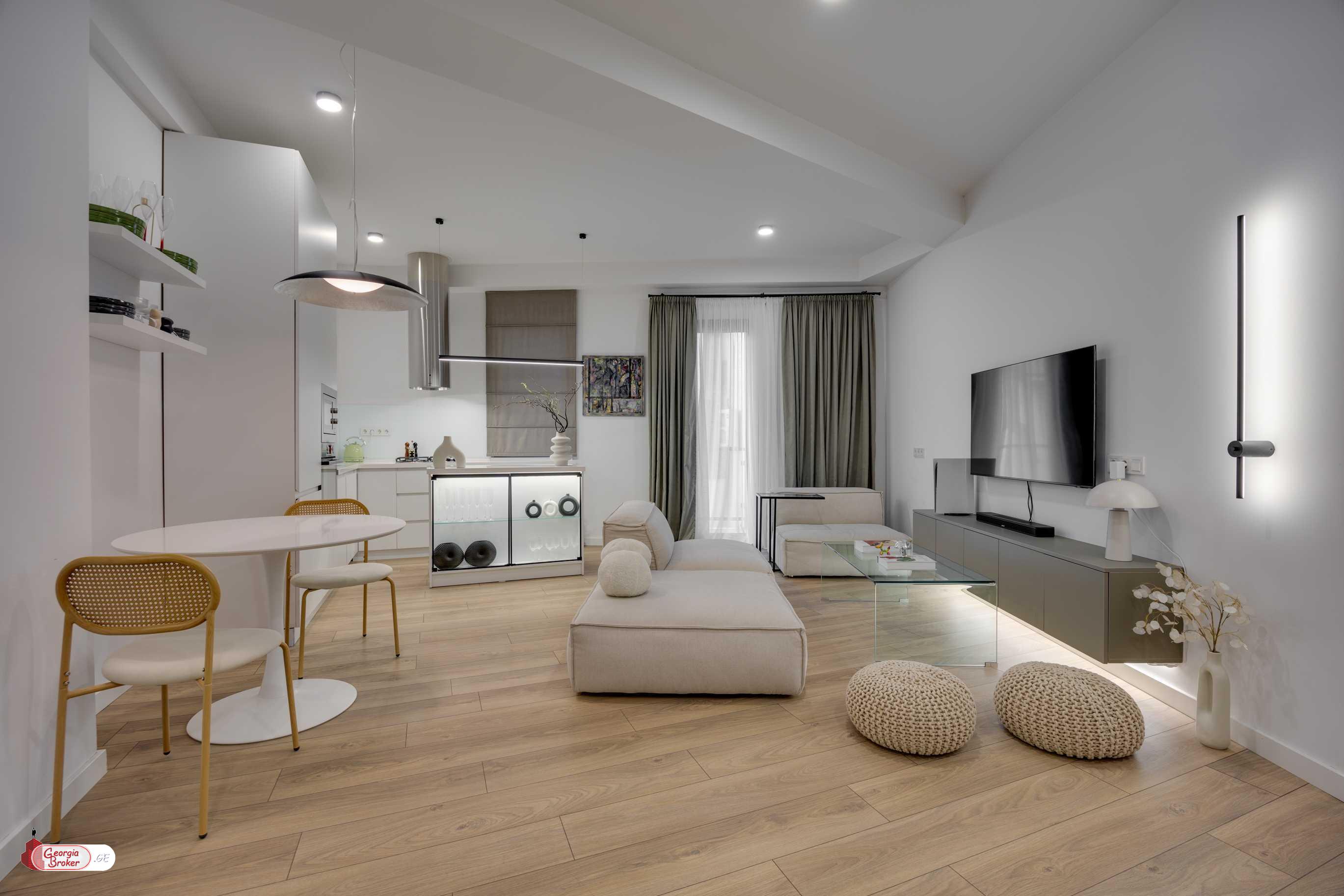 nearly repaired 3-room apartment for sale