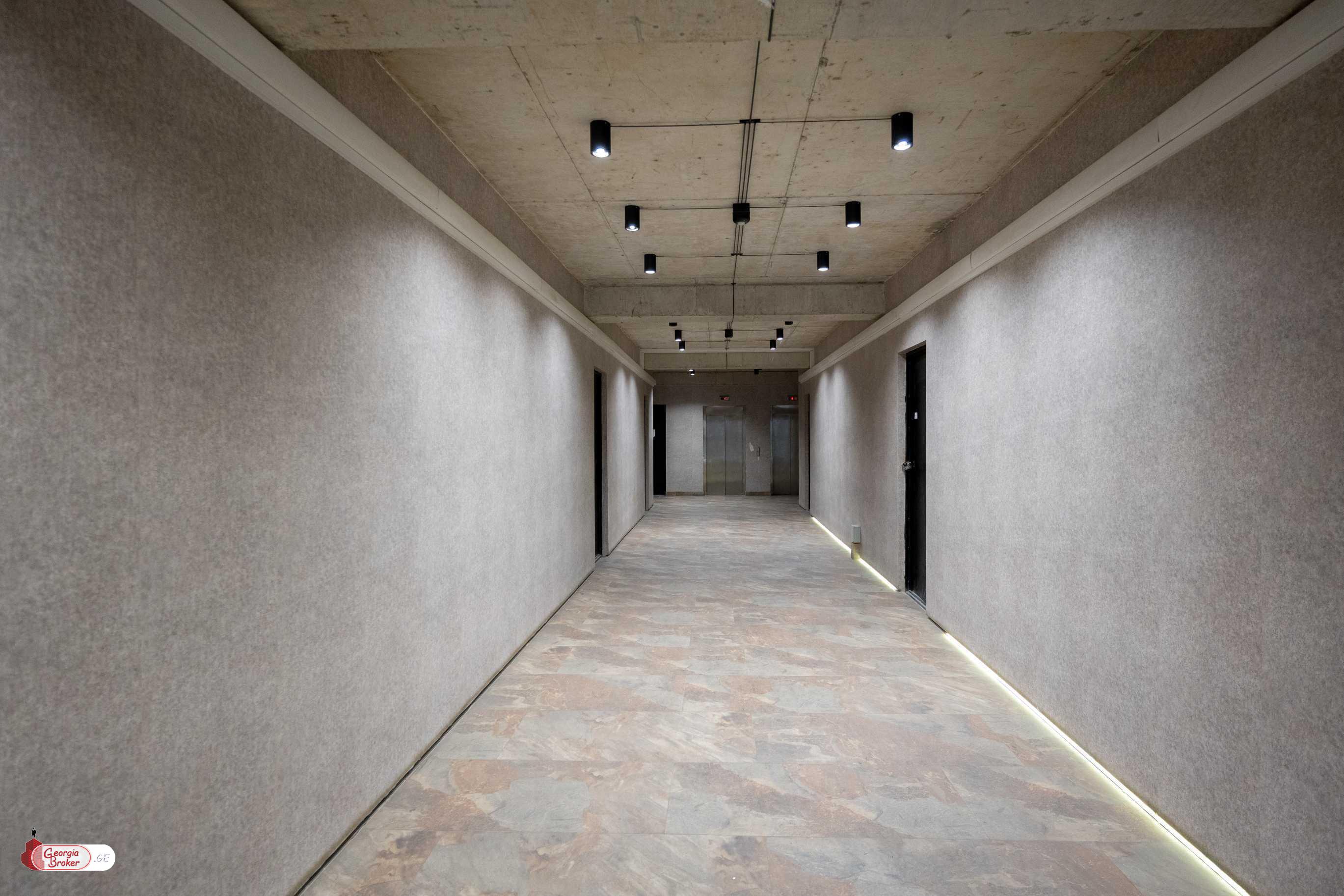 nearly repaired 3-room apartment for sale