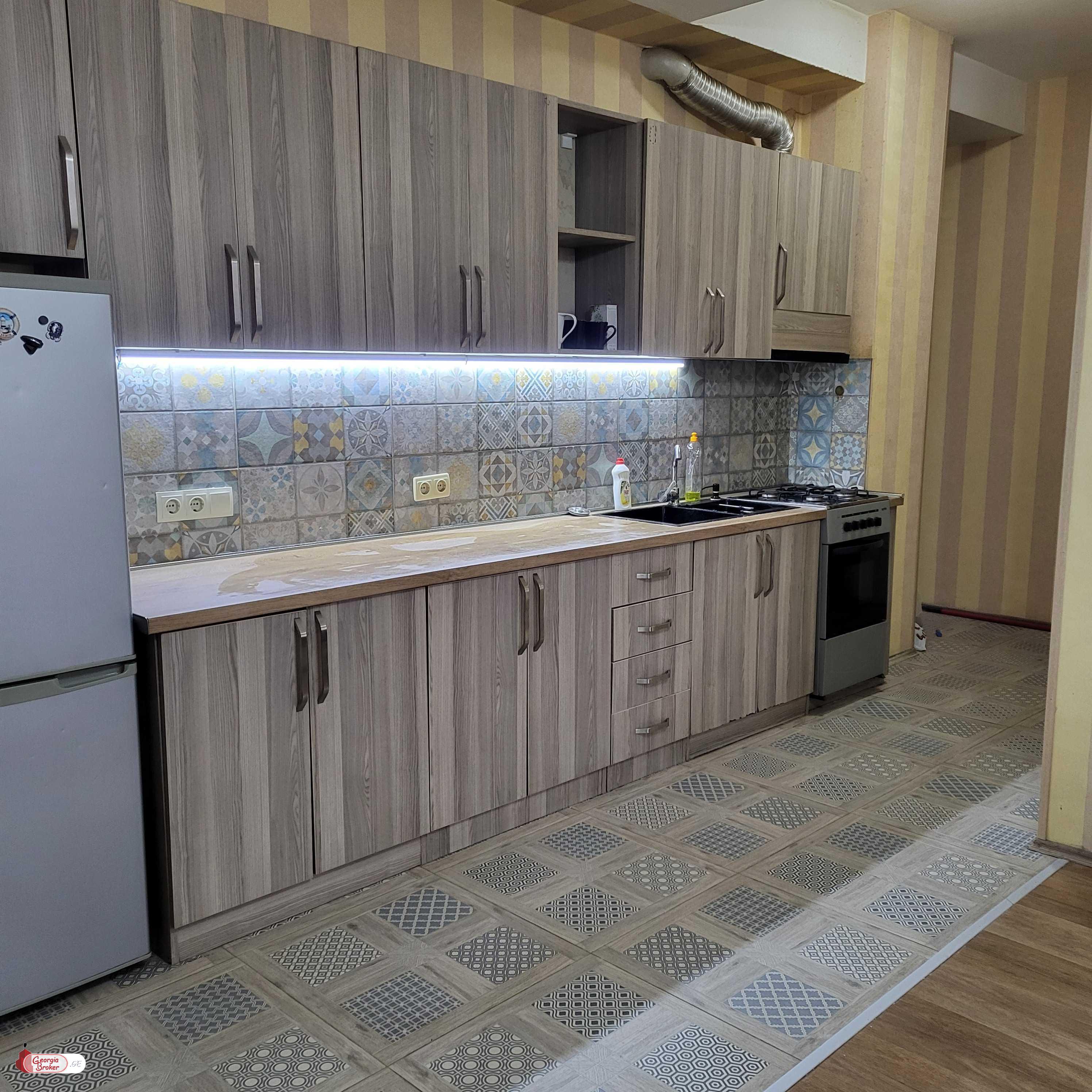 nearly repaired 3-room apartment for sale