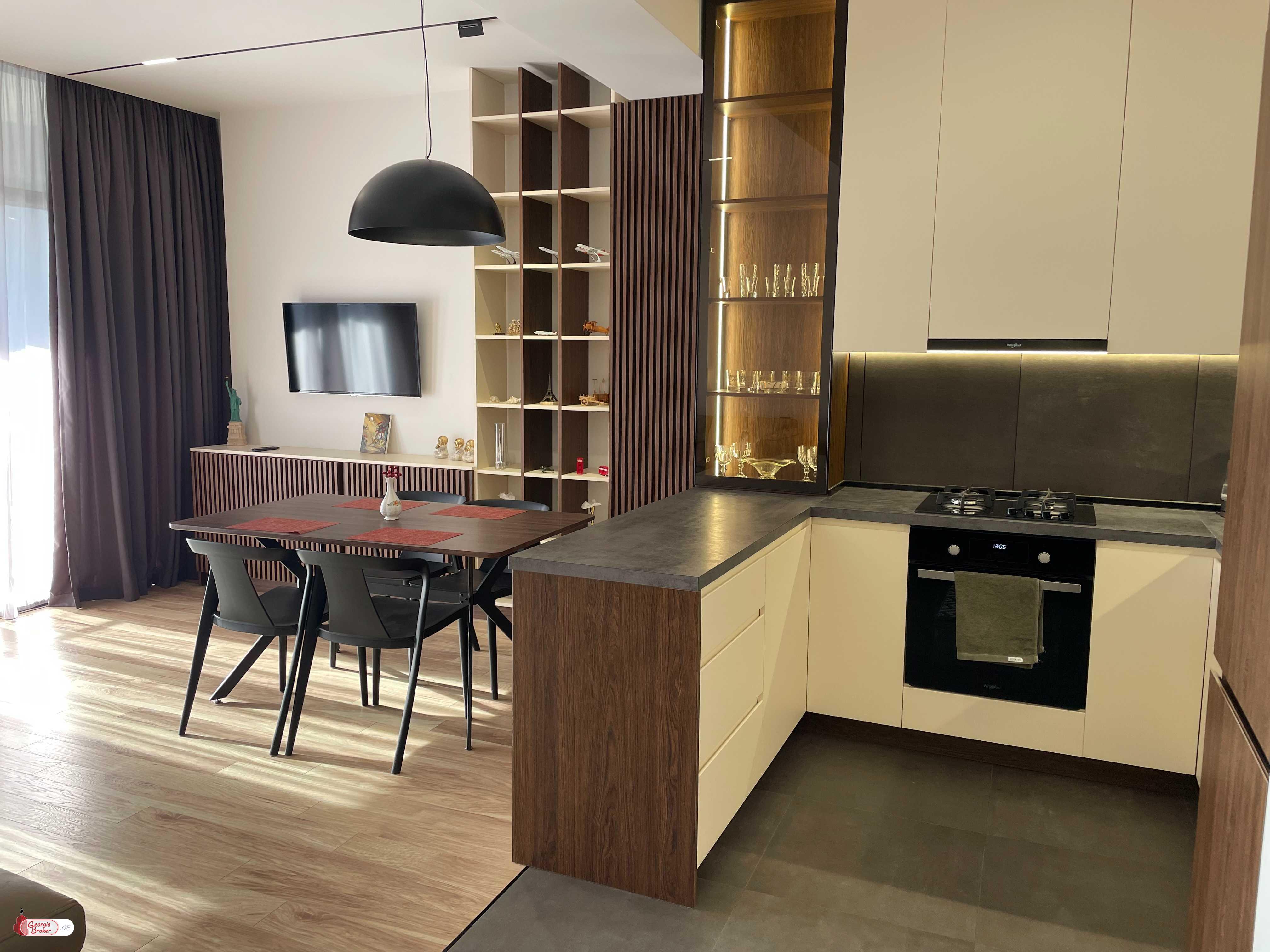 იყიდება ახალი გარემონტებული 3 ოთახიანი ბინა