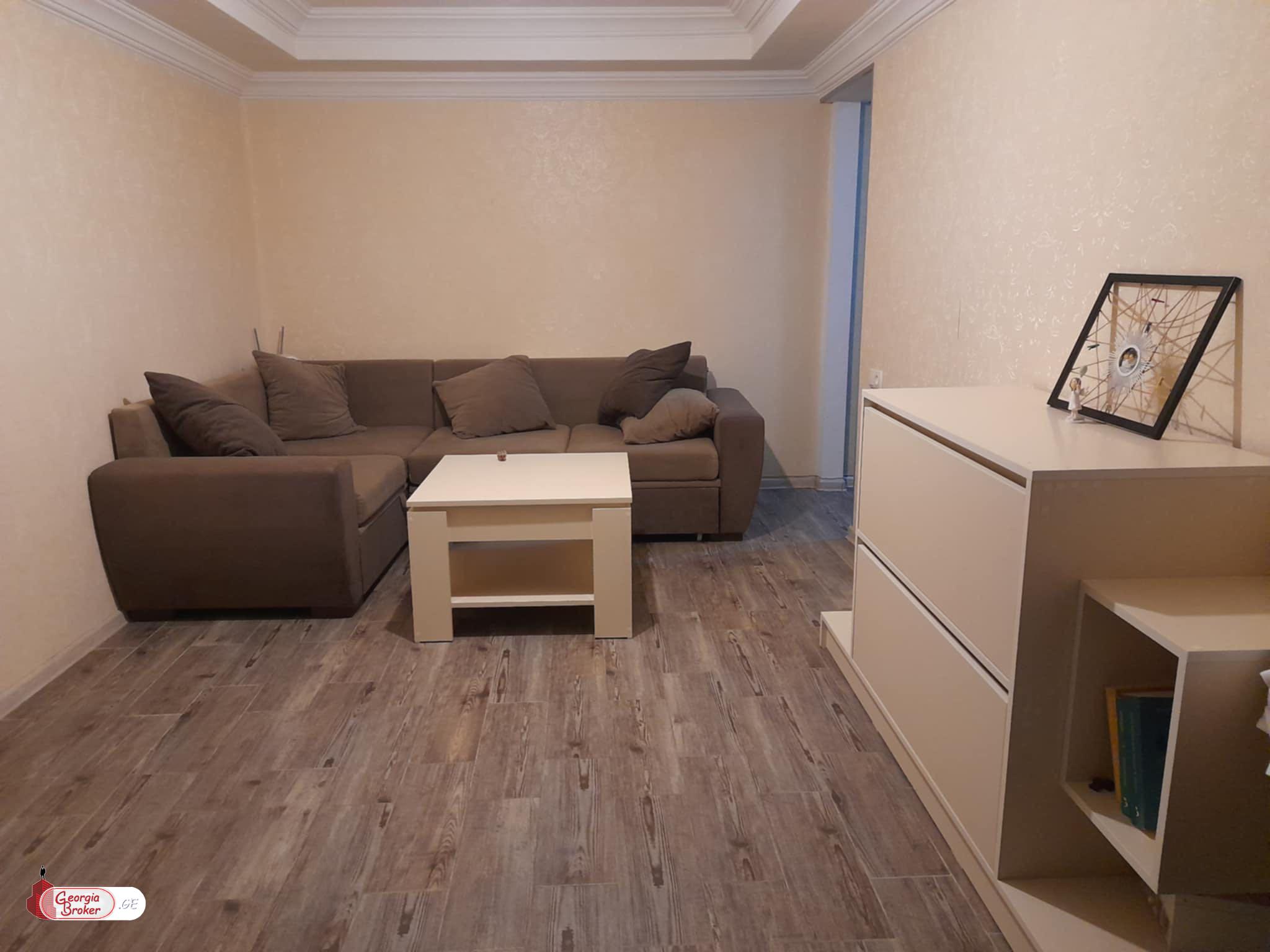 продается квартира с новым ремонтом 2-комнаты