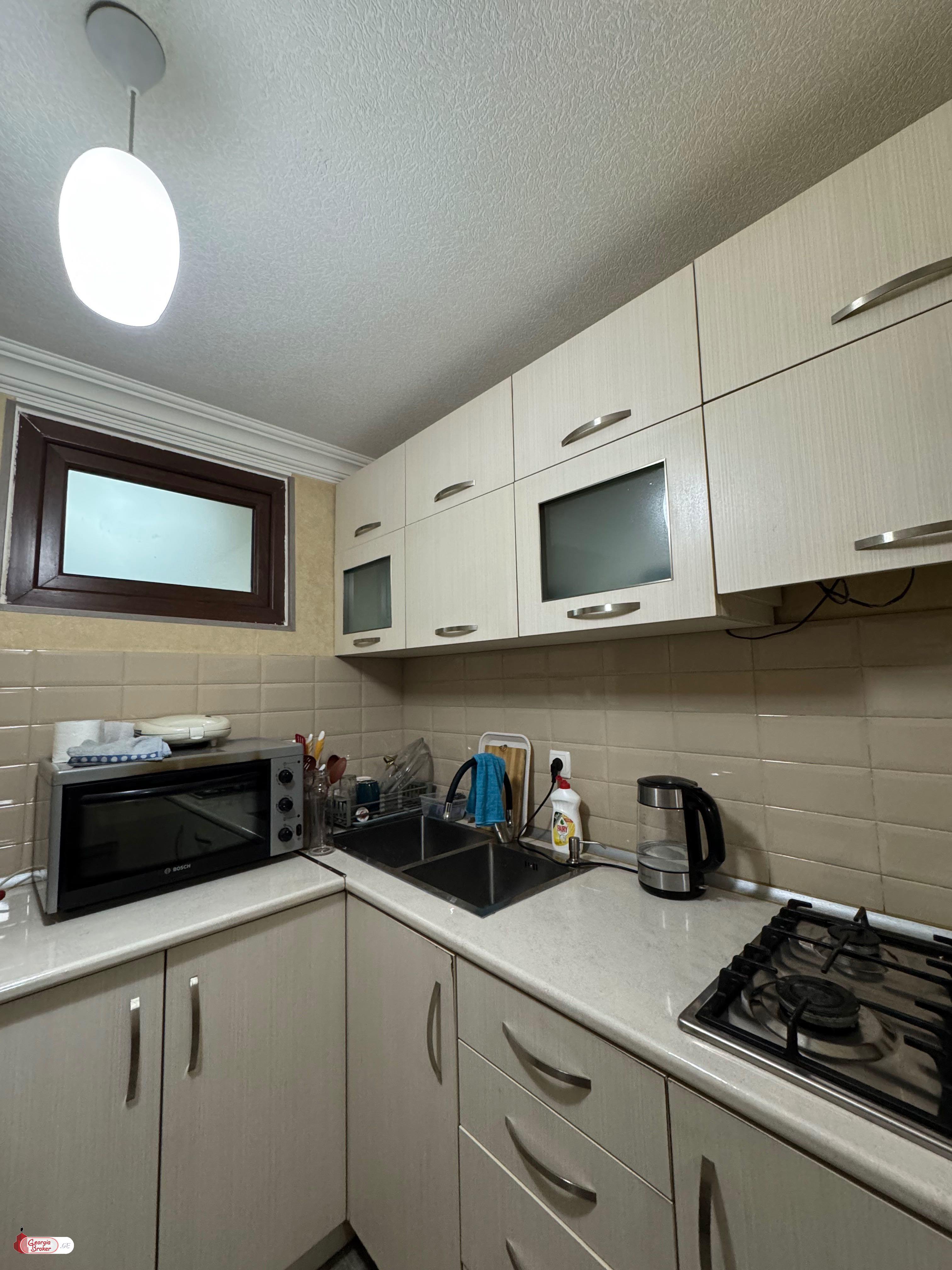 продается квартира с новым ремонтом 2-комнаты