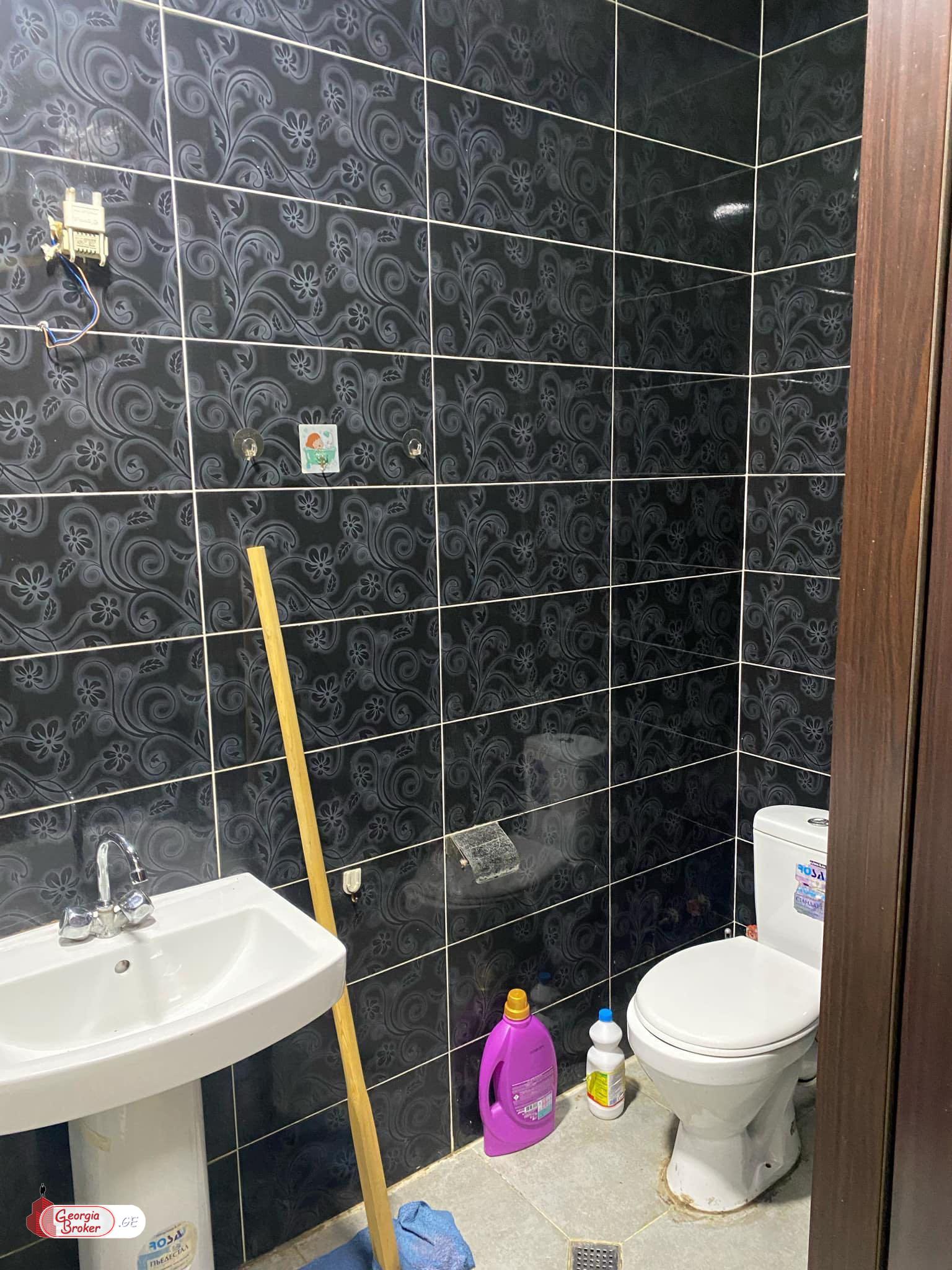 продается квартира с новым ремонтом 2-комнаты