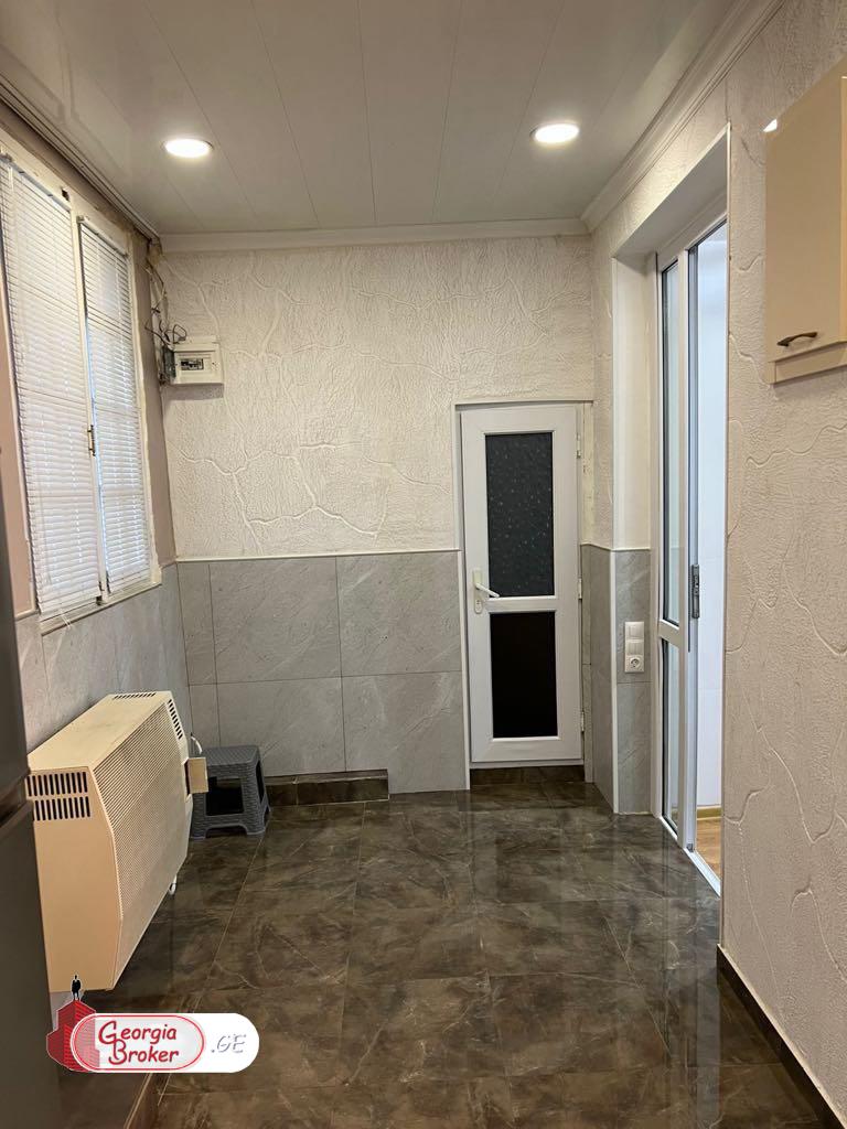 продается квартира с новым ремонтом 2-комнаты