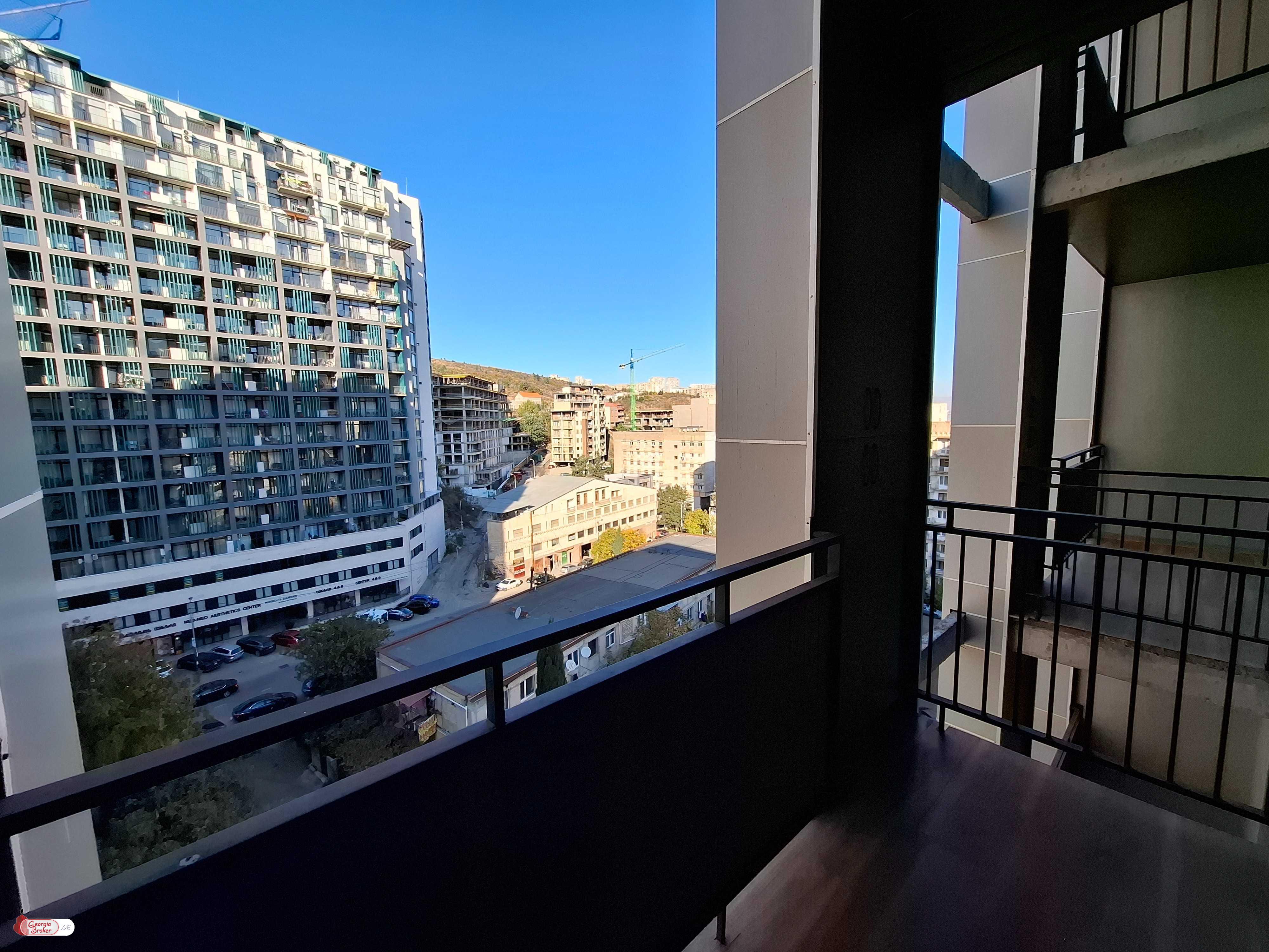 nearly repaired 3-room apartment for sale