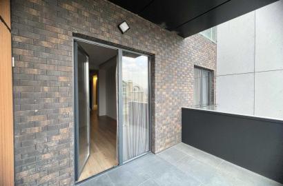 nearly repaired 4-room apartment for sale