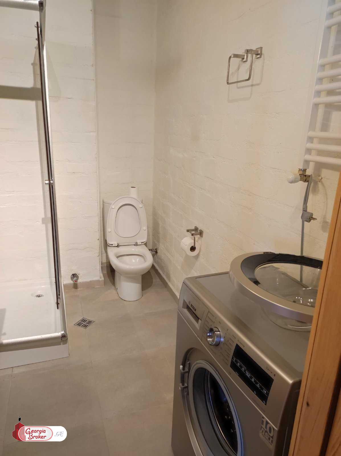 nearly repaired 3-room apartment for sale