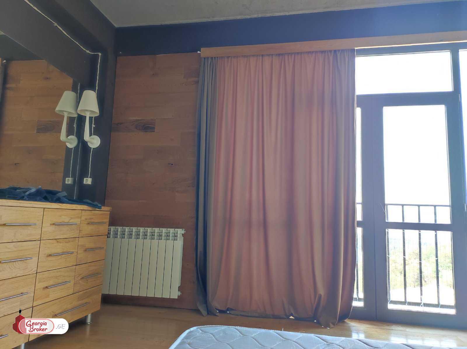 nearly repaired 3-room apartment for sale