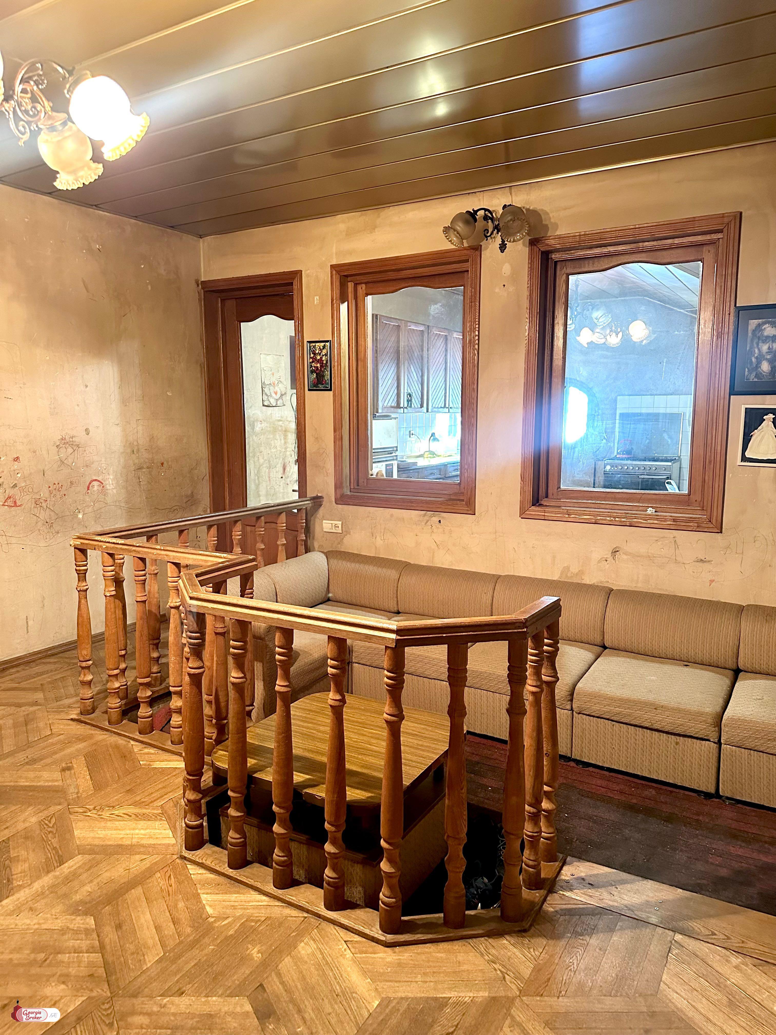 nearly repaired 5-room apartment for sale