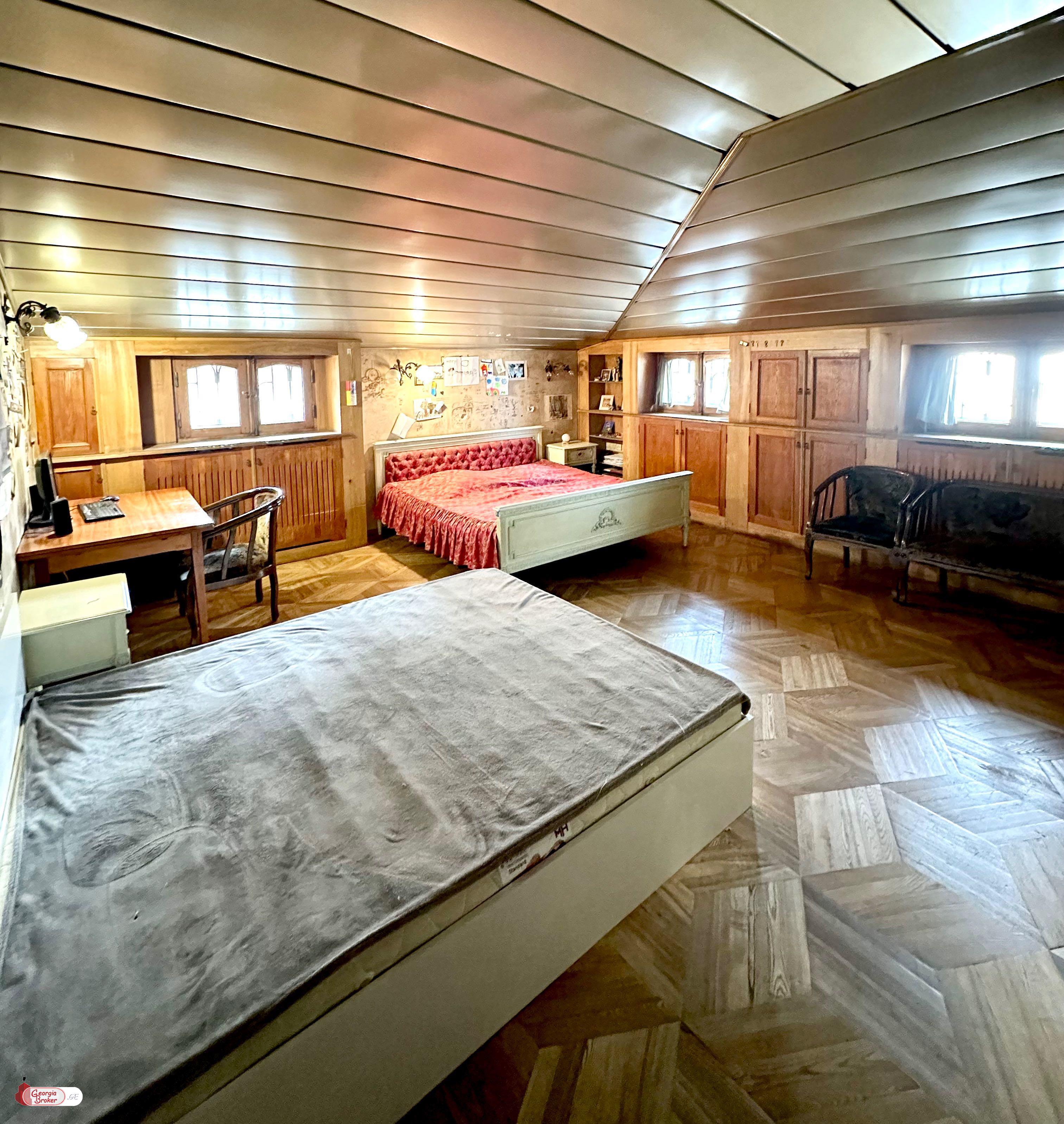 nearly repaired 5-room apartment for sale