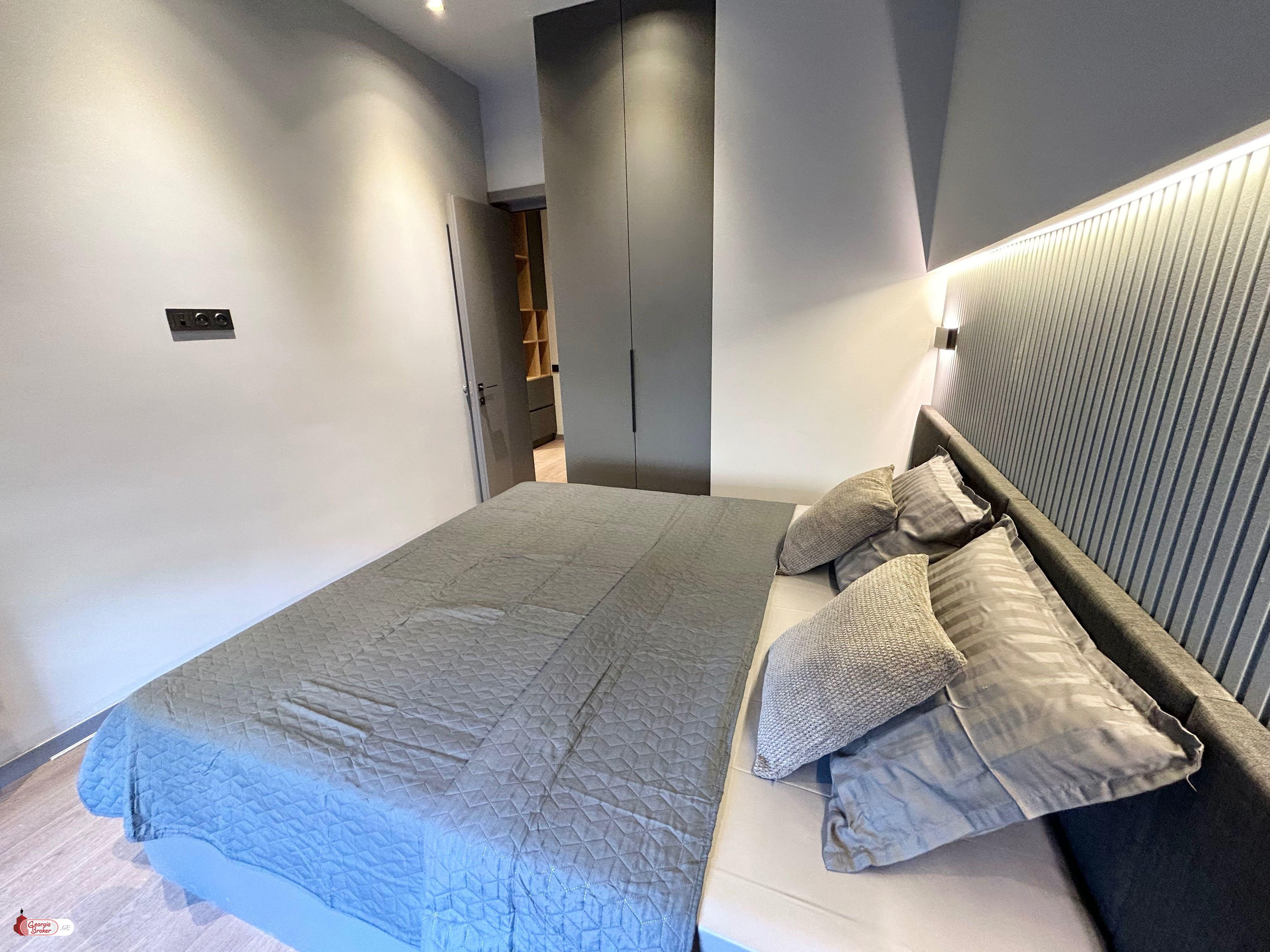 продается квартира с новым ремонтом 2-комнаты