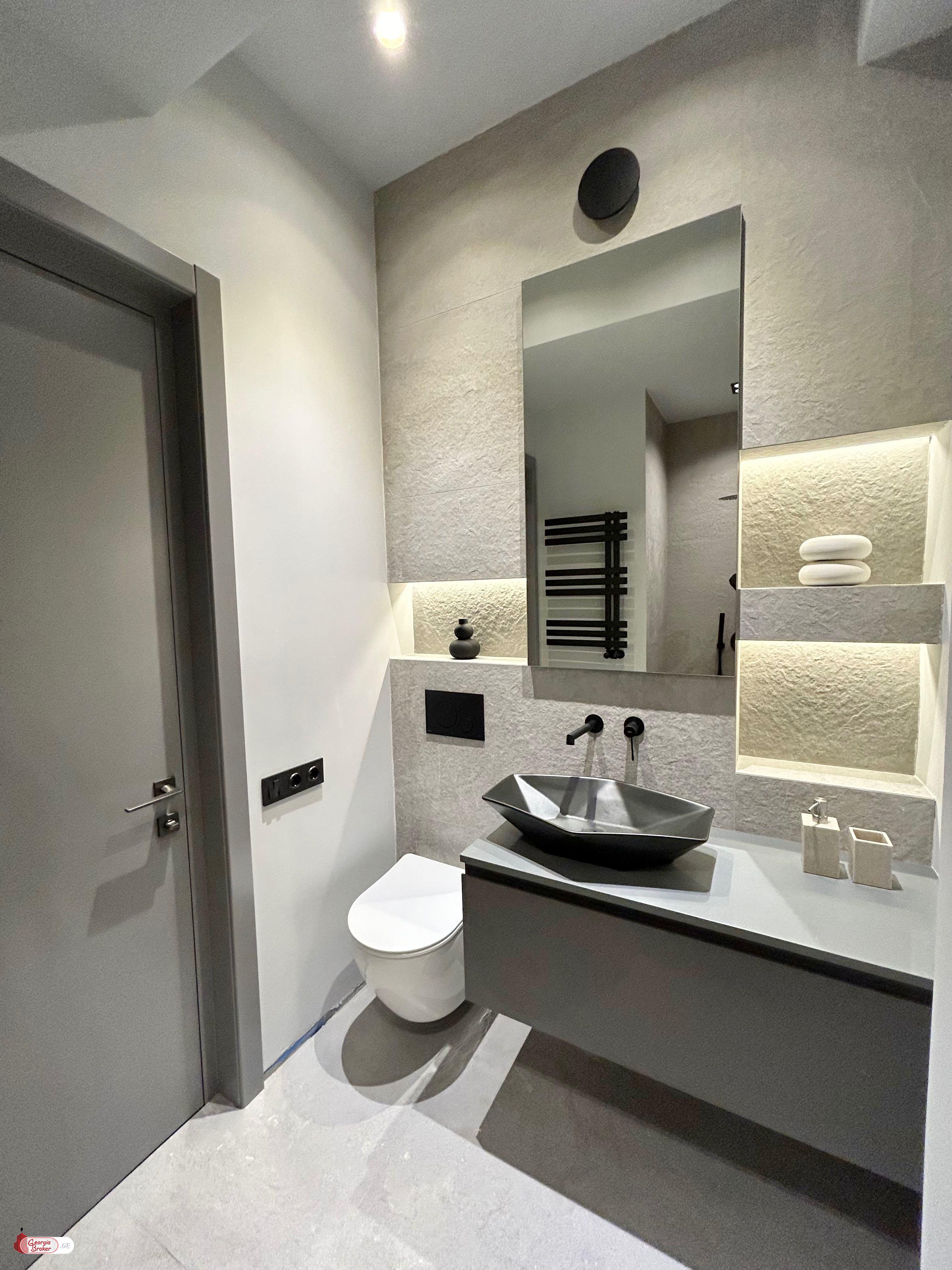 продается квартира с новым ремонтом 2-комнаты