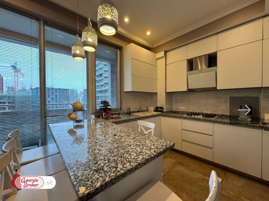 nearly repaired 5-room apartment for sale