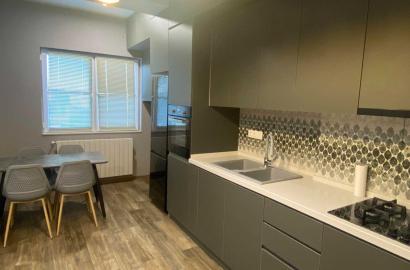 იყიდება ახალი გარემონტებული 3 ოთახიანი ბინა