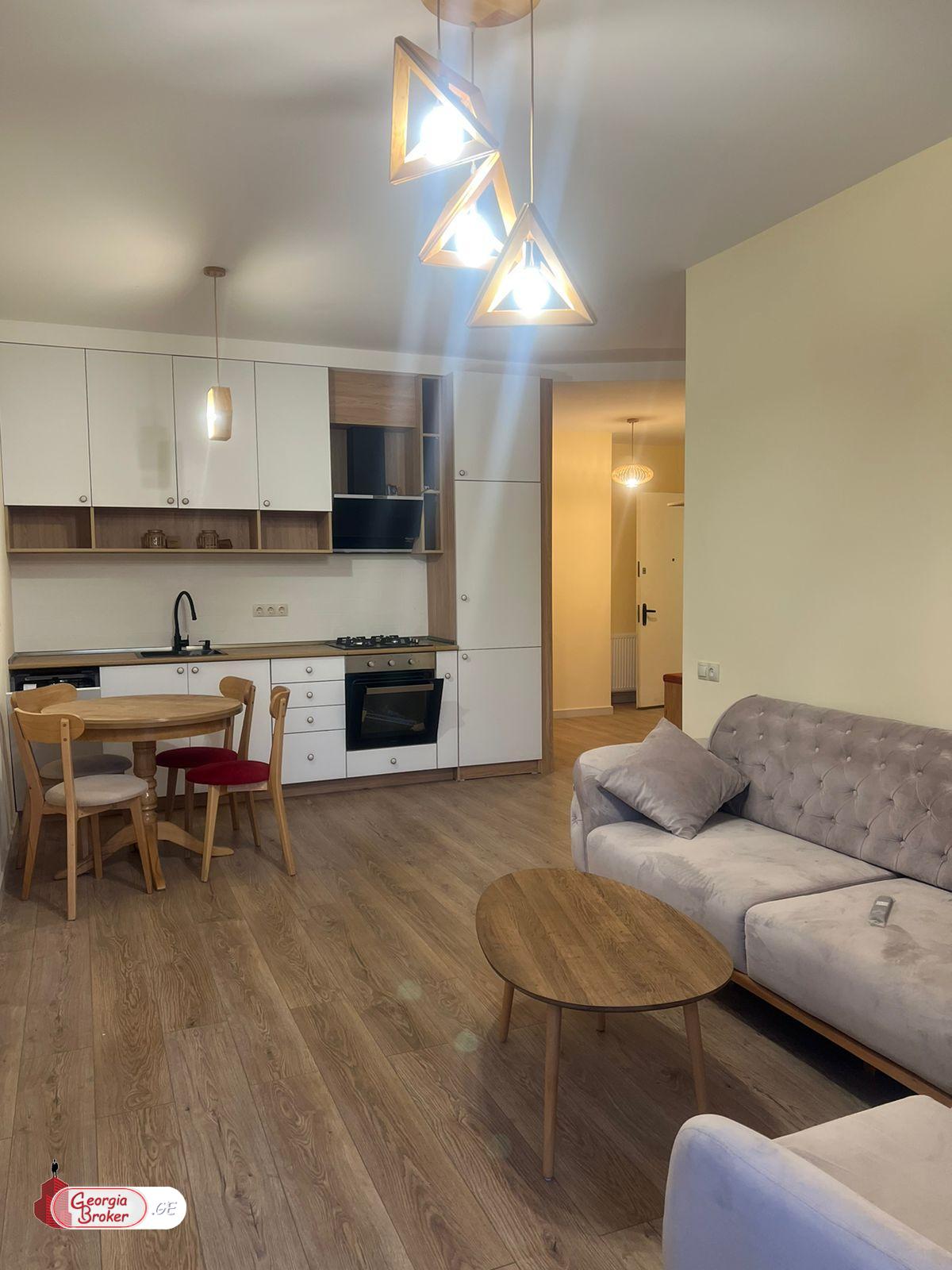 nearly repaired 3-room apartment for sale