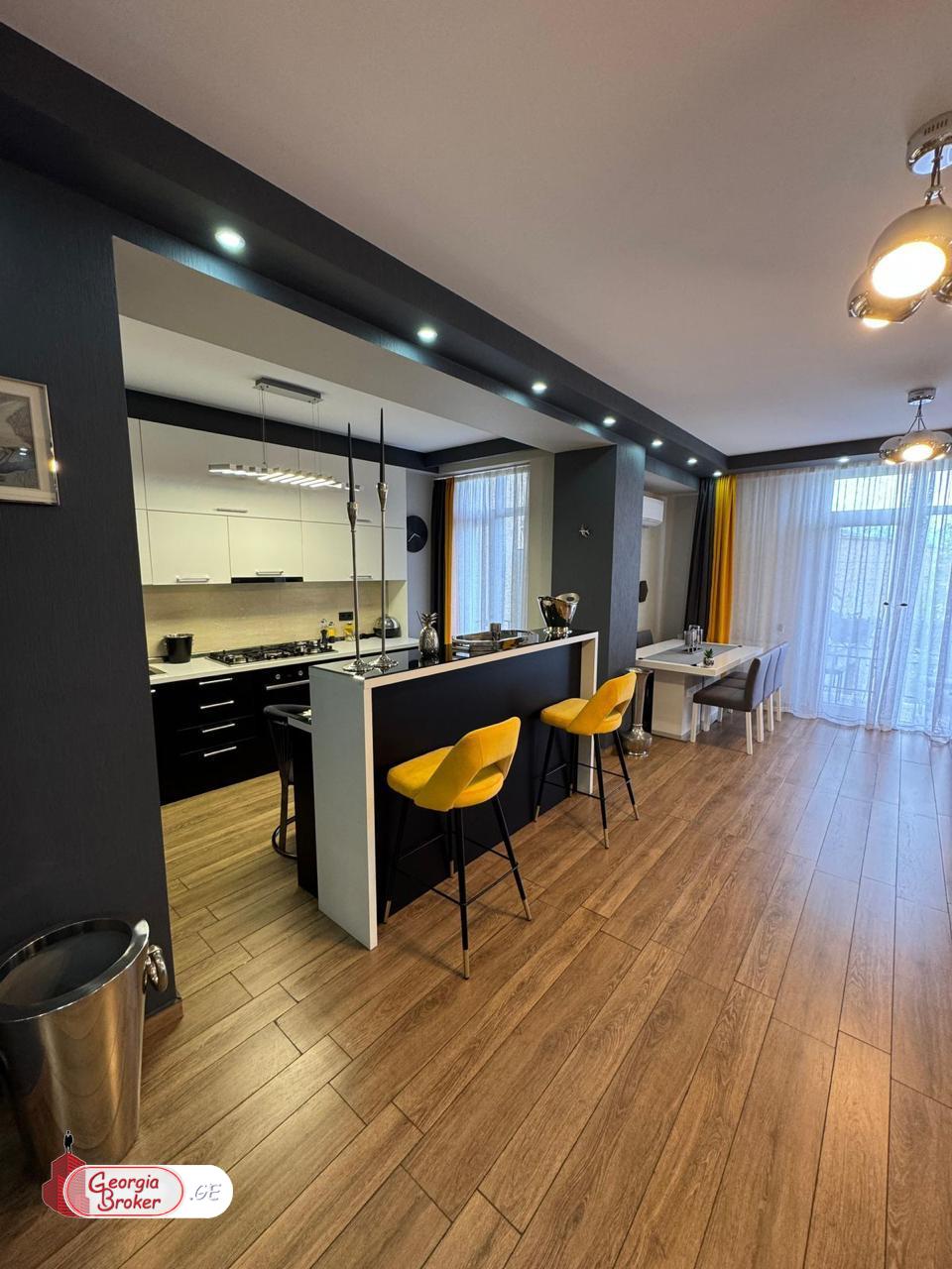 nearly repaired 4-room apartment for sale