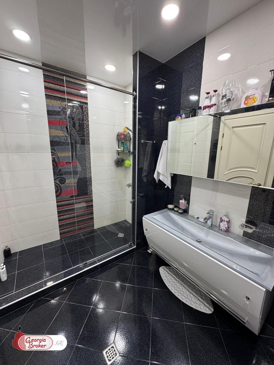 nearly repaired 4-room apartment for sale