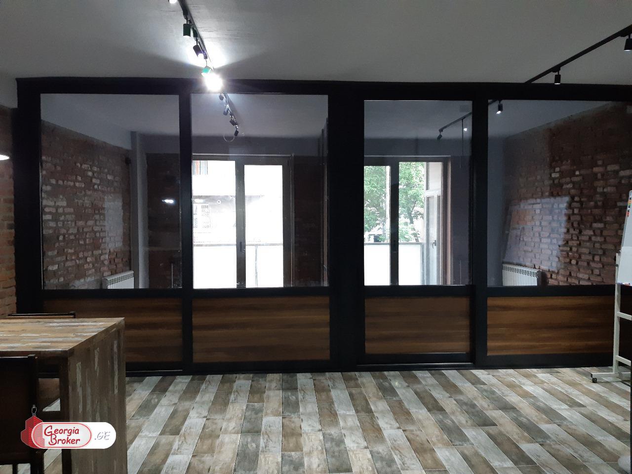 продается квартира с новым ремонтом 3-комнаты