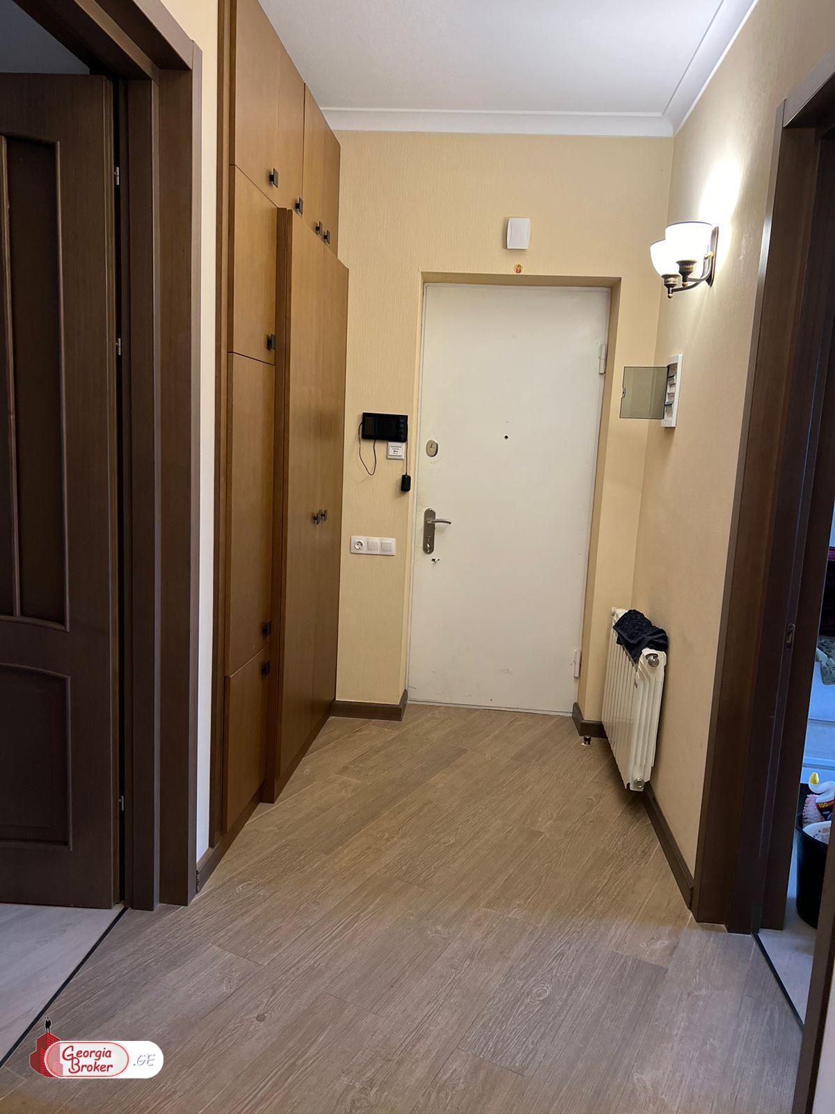 nearly repaired 4-room apartment for sale