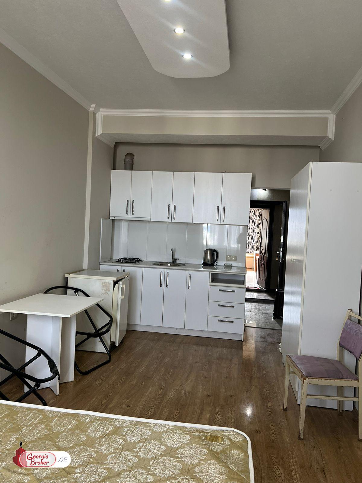 nearly repaired 8-room apartment for sale