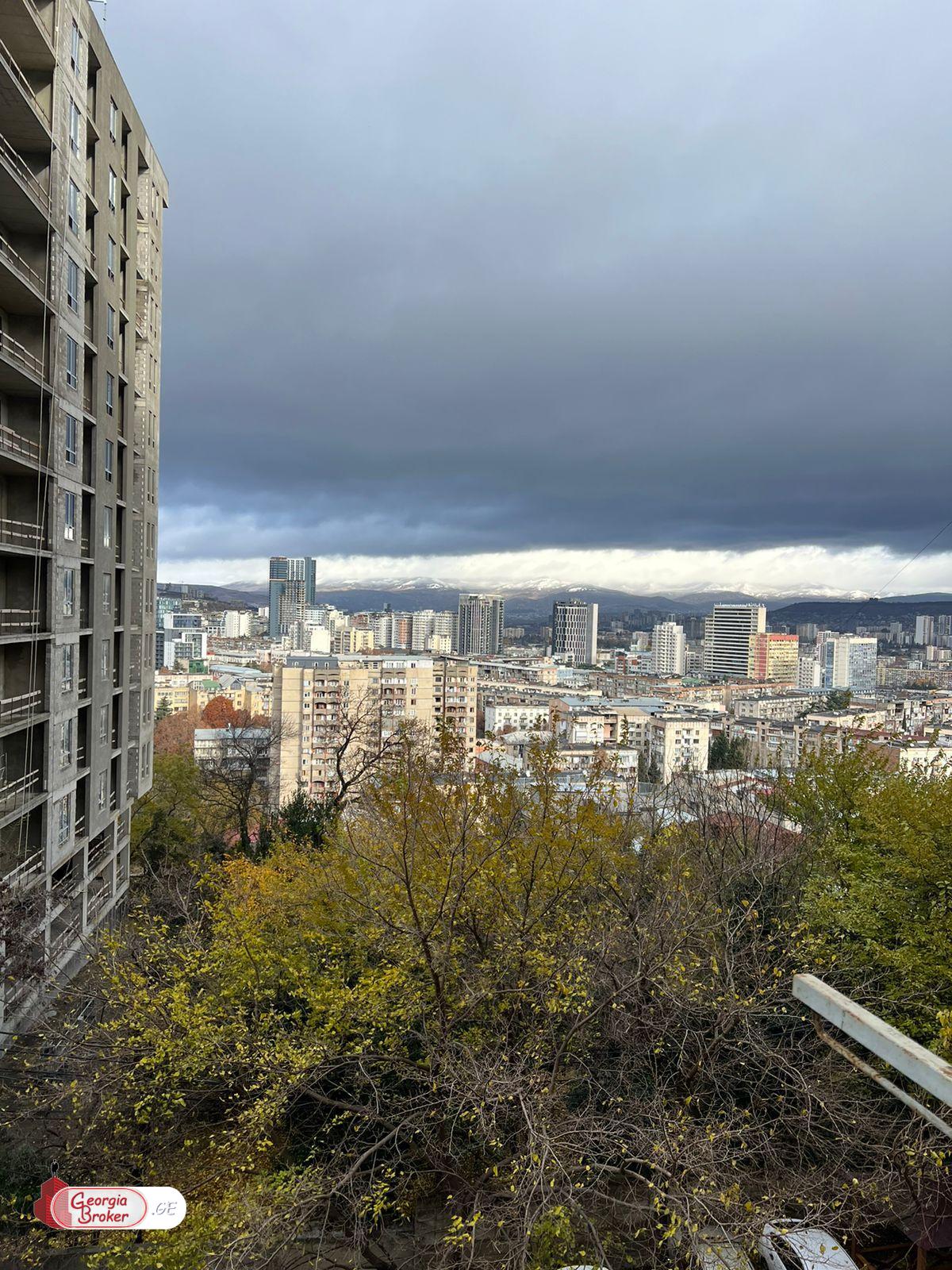 nearly repaired 8-room apartment for sale