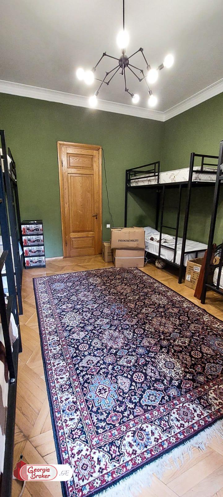 იყიდება ახალი გარემონტებული 4 ოთახიანი ბინა