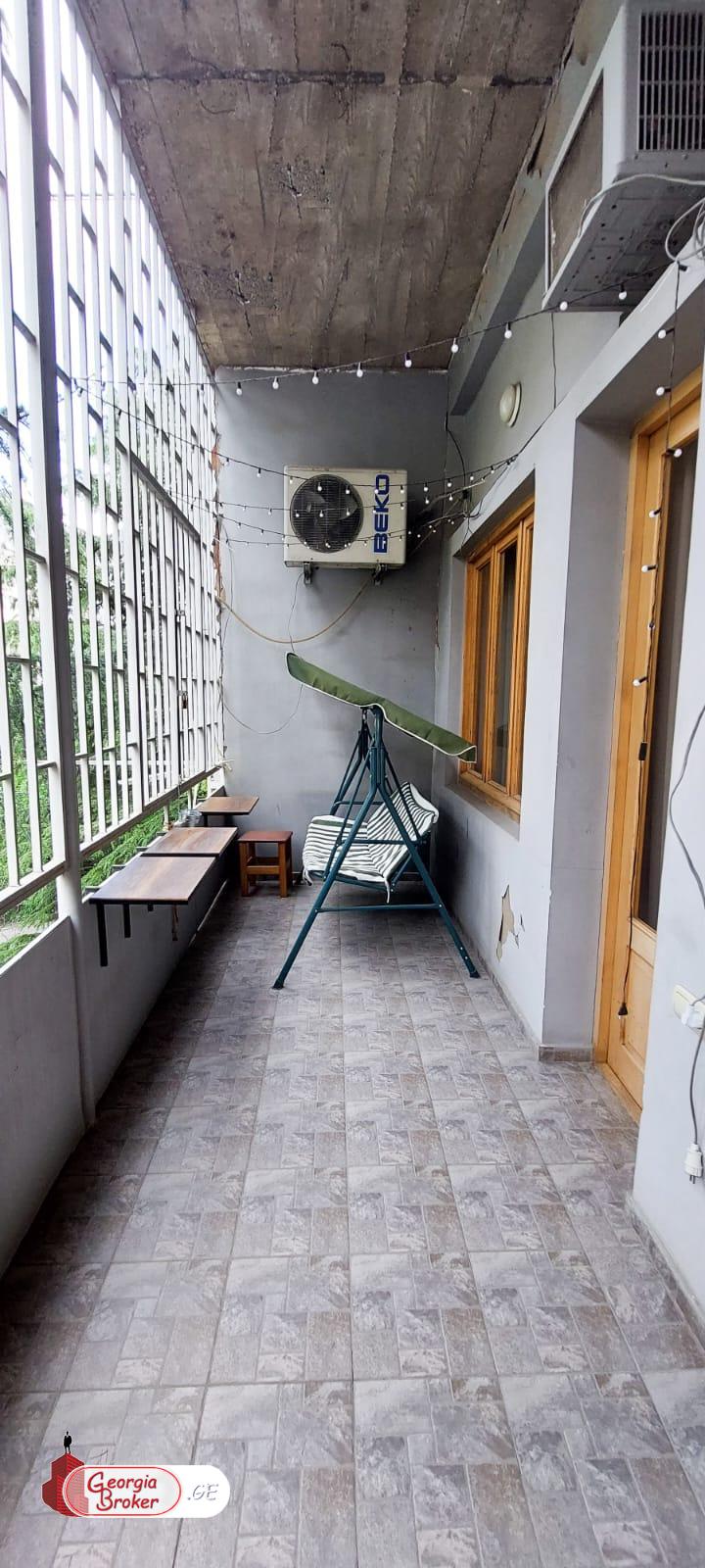 იყიდება ახალი გარემონტებული 4 ოთახიანი ბინა