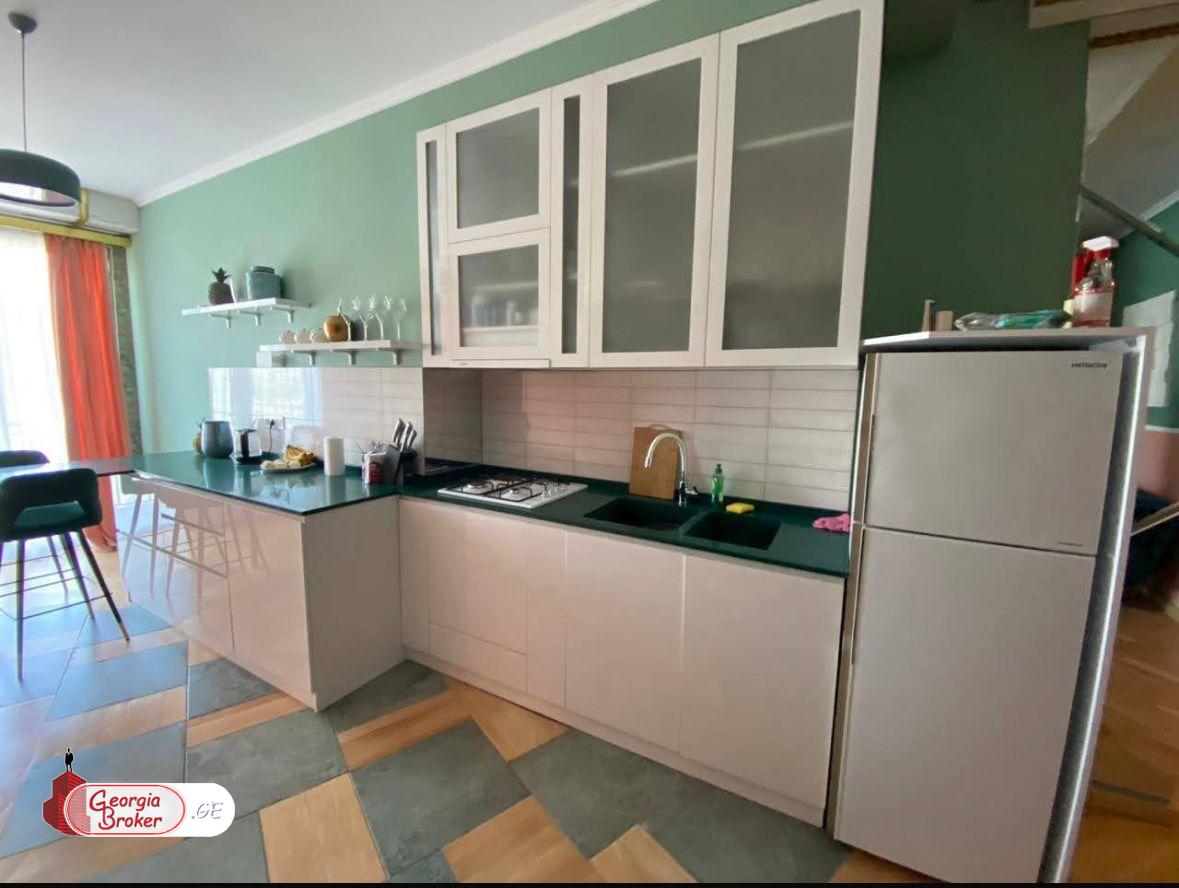 продается квартира с новым ремонтом 2-комнаты