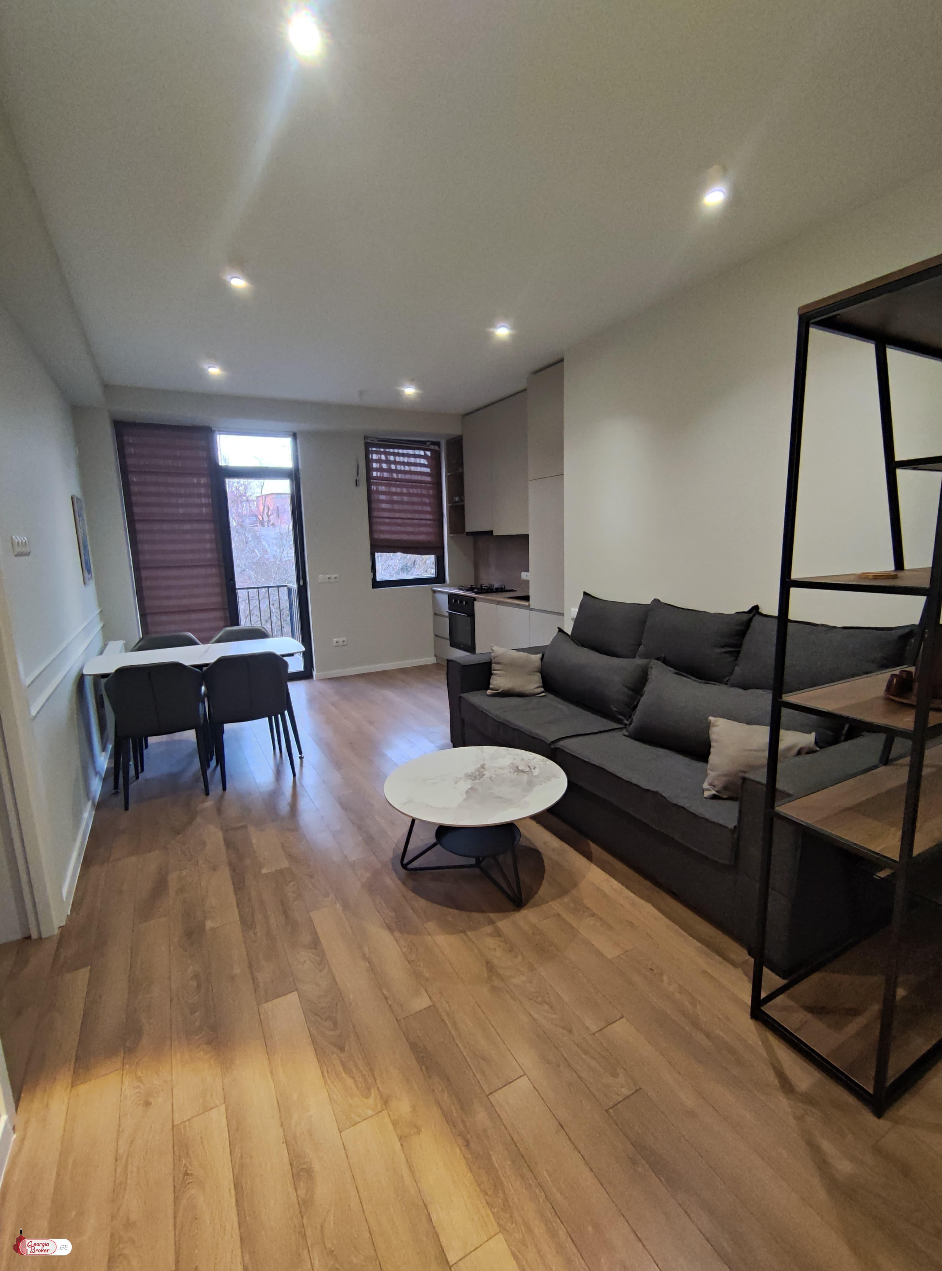 იყიდება ახალი გარემონტებული 3 ოთახიანი ბინა