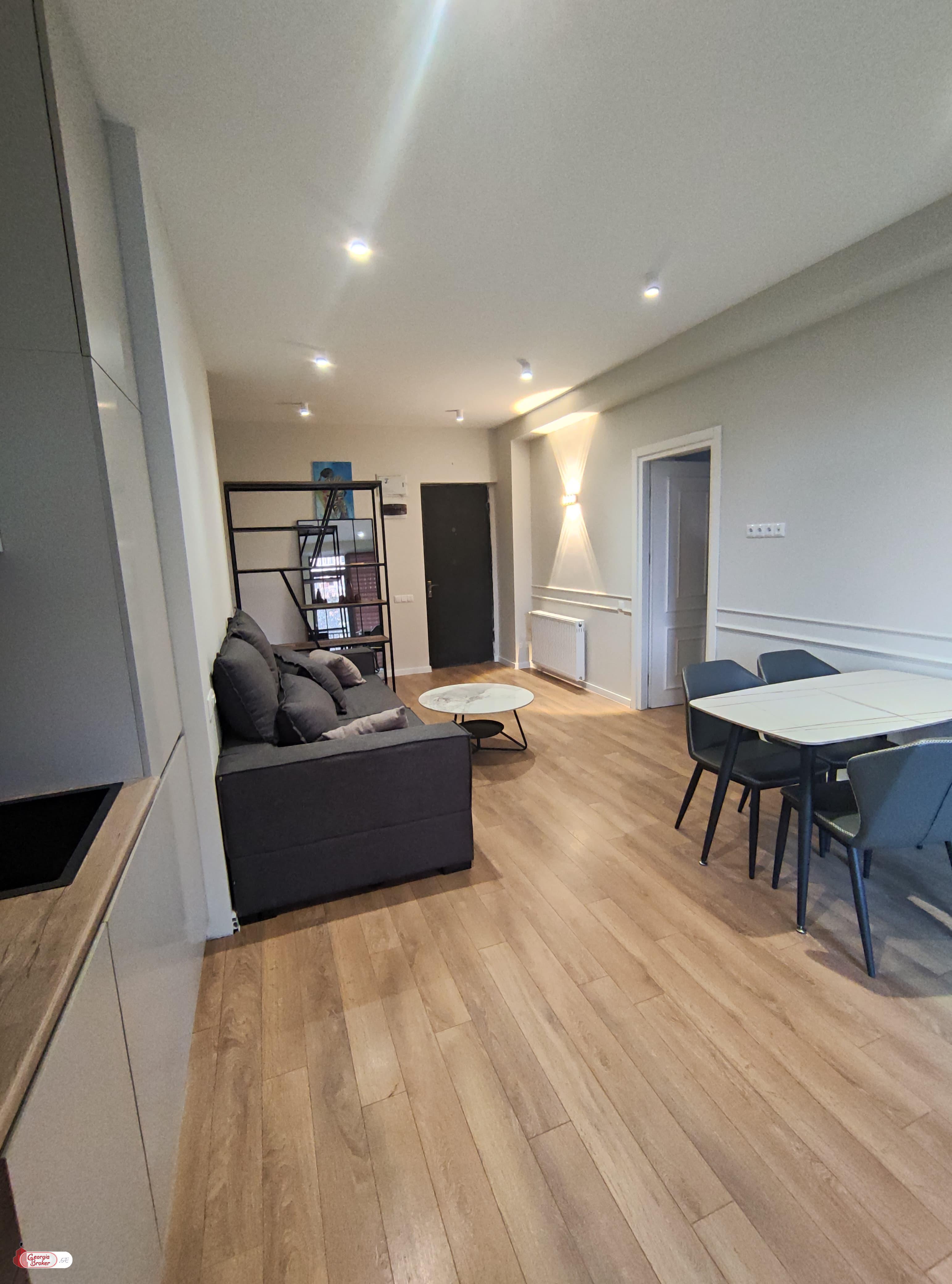 იყიდება ახალი გარემონტებული 3 ოთახიანი ბინა