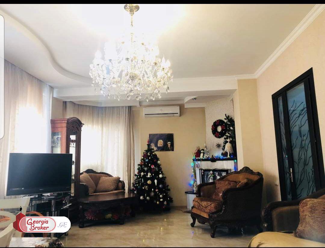 nearly repaired 5-room apartment for sale