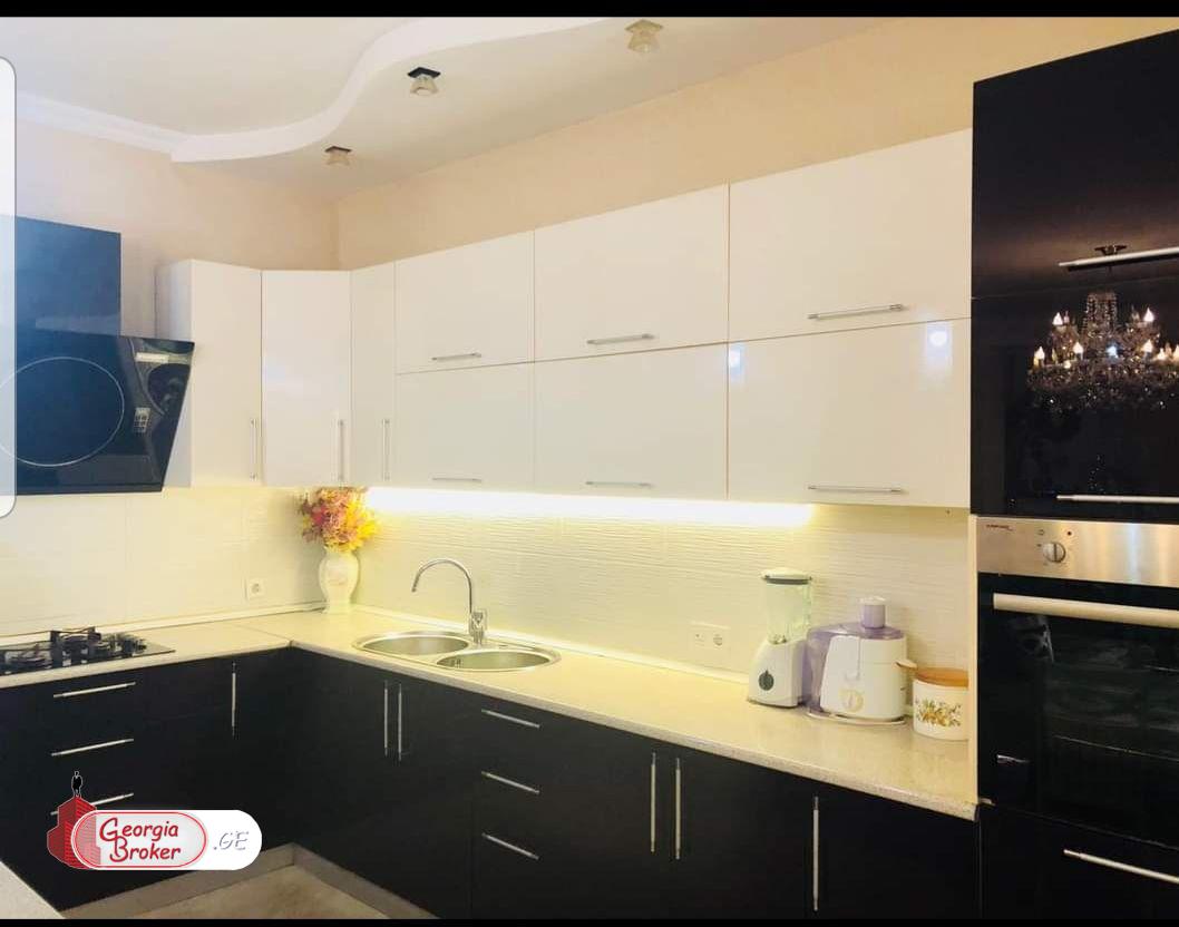 nearly repaired 5-room apartment for sale