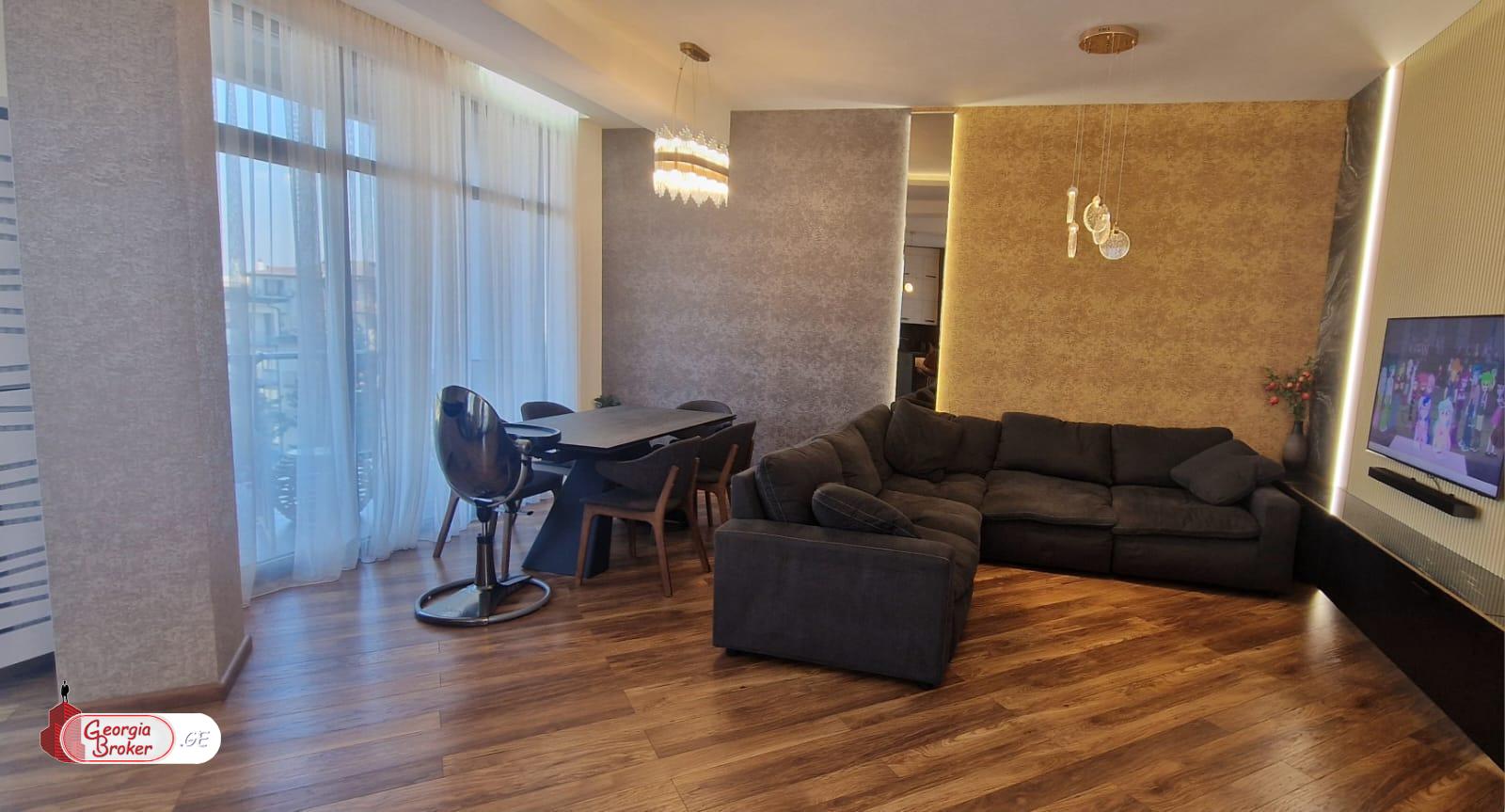 იყიდება ახალი გარემონტებული 3 ოთახიანი ბინა