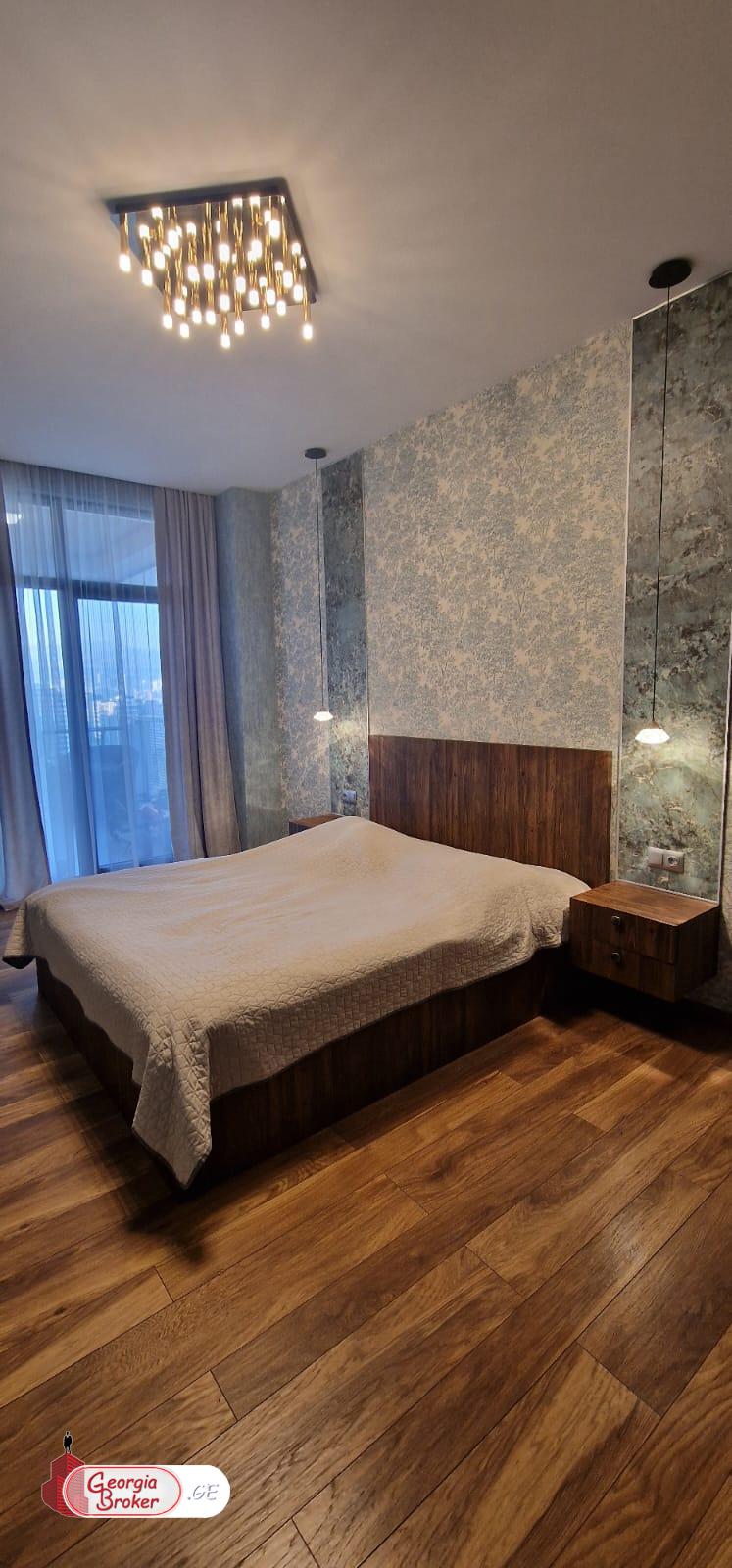 იყიდება ახალი გარემონტებული 3 ოთახიანი ბინა