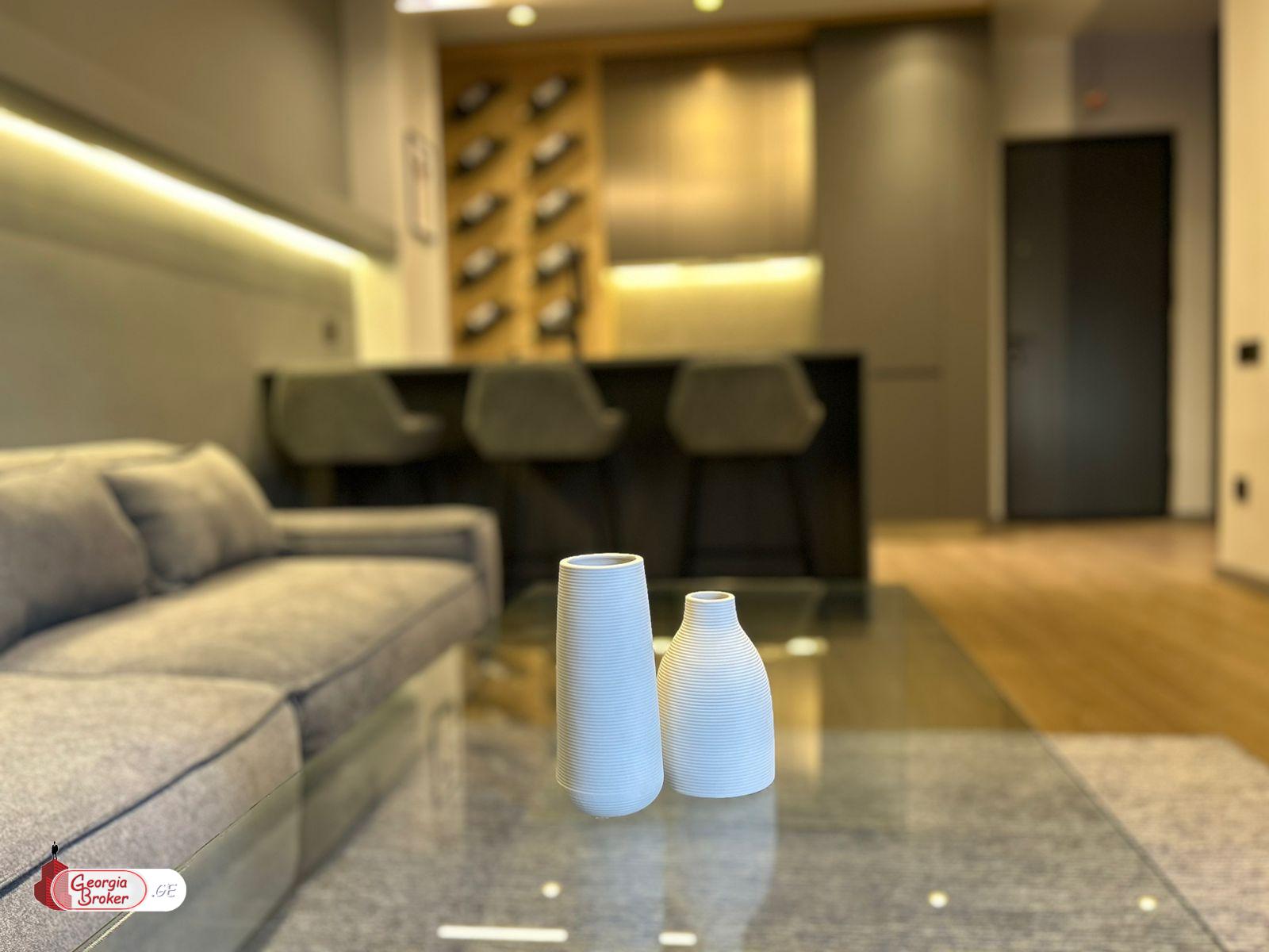 продается квартира с новым ремонтом 2-комнаты