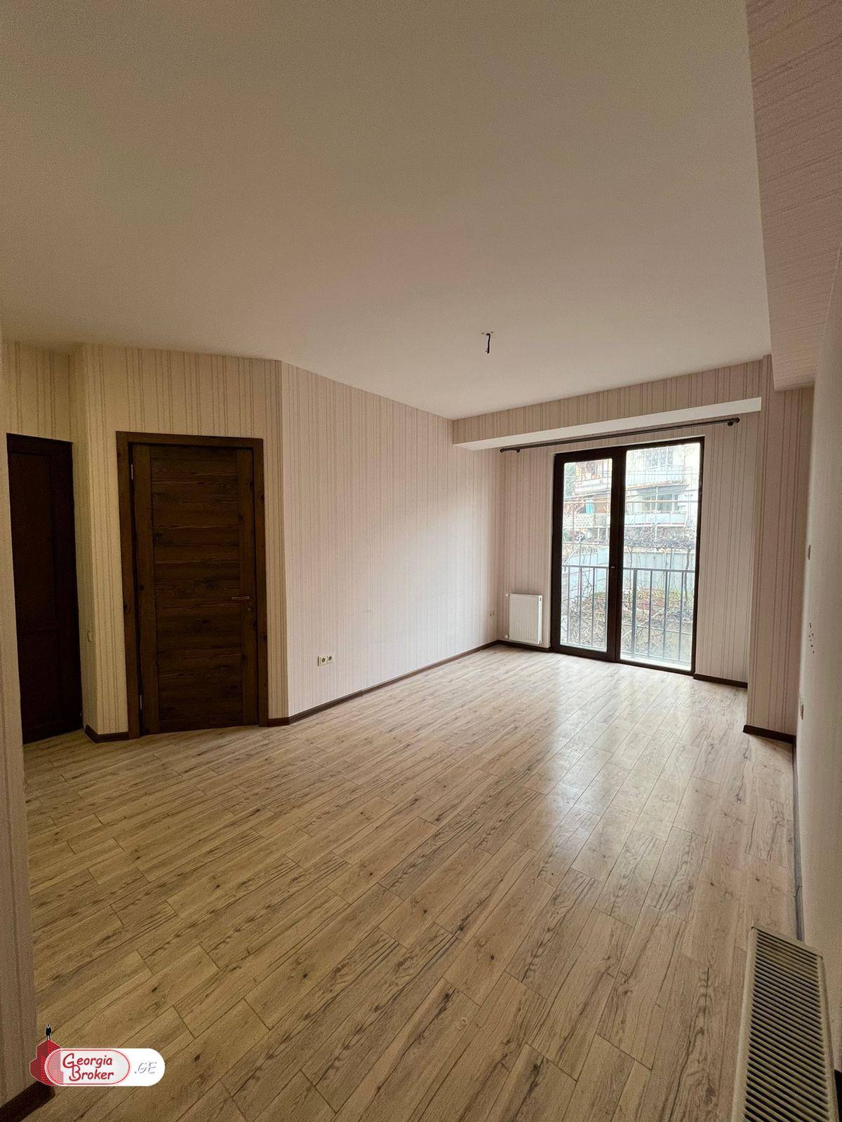 nearly repaired 2-room apartment for sale