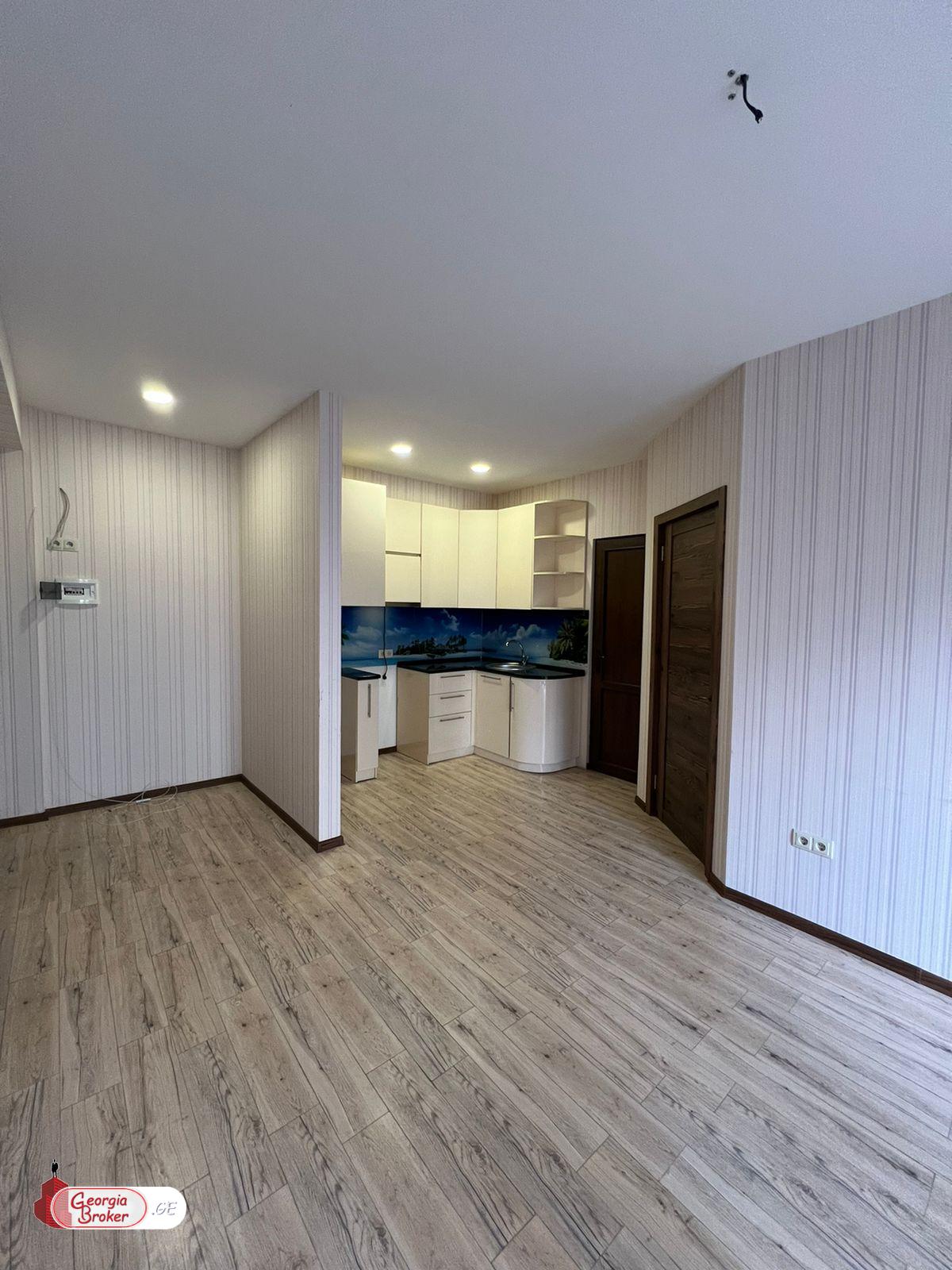 nearly repaired 2-room apartment for sale