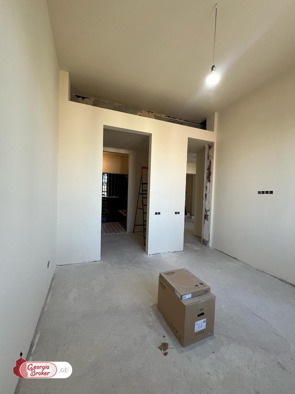 იყიდება ახალი გარემონტებული 3 ოთახიანი ბინა