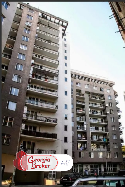 продается квартира с новым ремонтом 3-комнаты