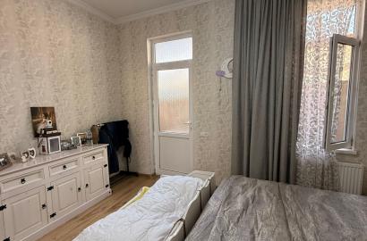 იყიდება ახალი გარემონტებული 4 ოთახიანი ბინა