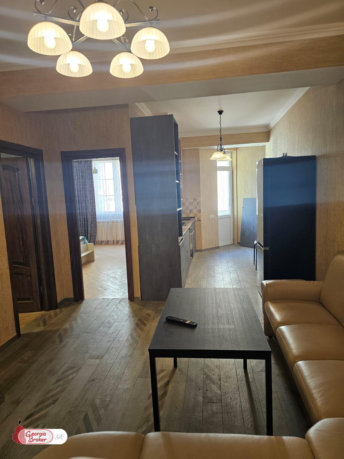 იყიდება ახალი გარემონტებული 3 ოთახიანი ბინა