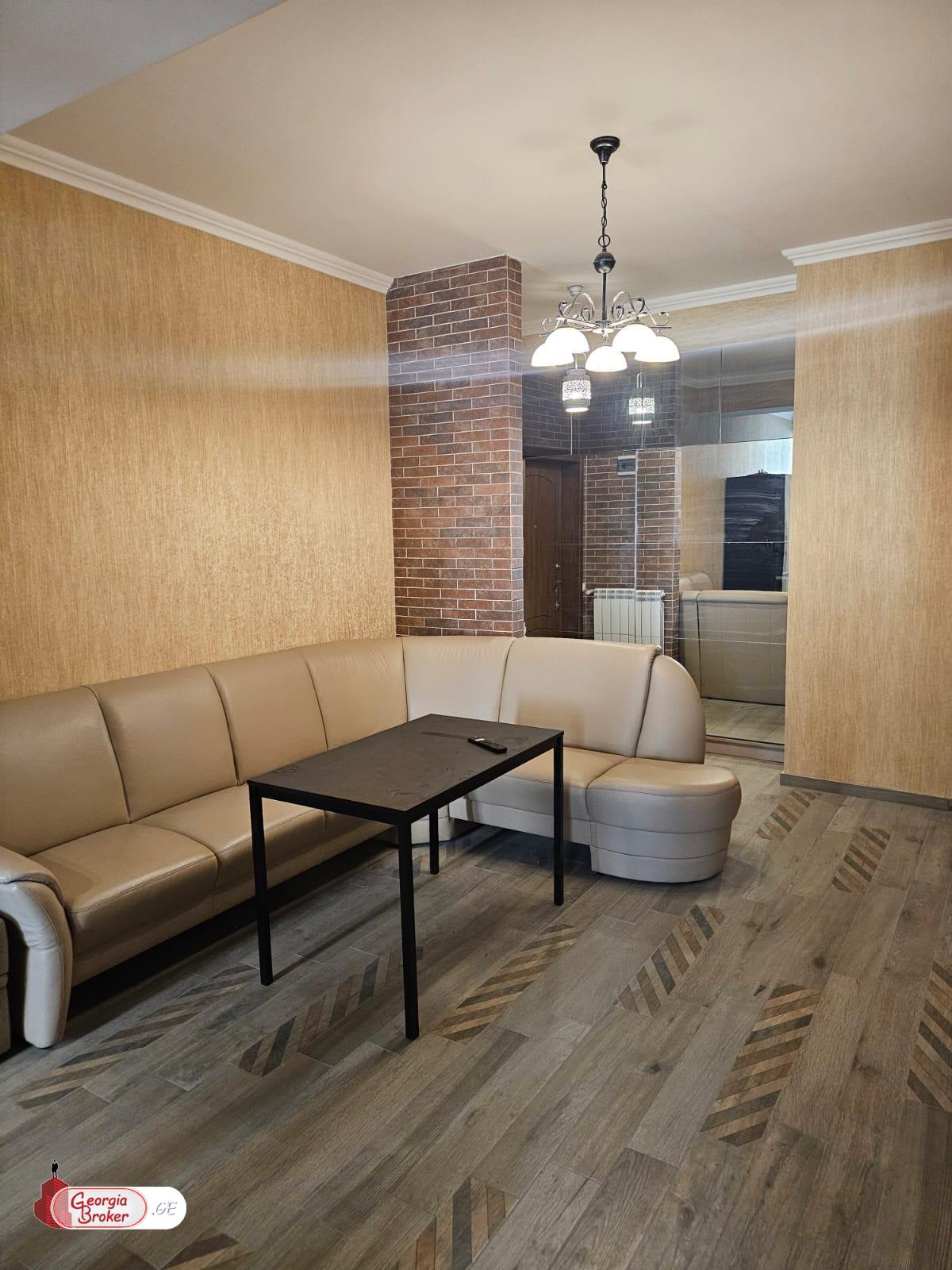 იყიდება ახალი გარემონტებული 3 ოთახიანი ბინა