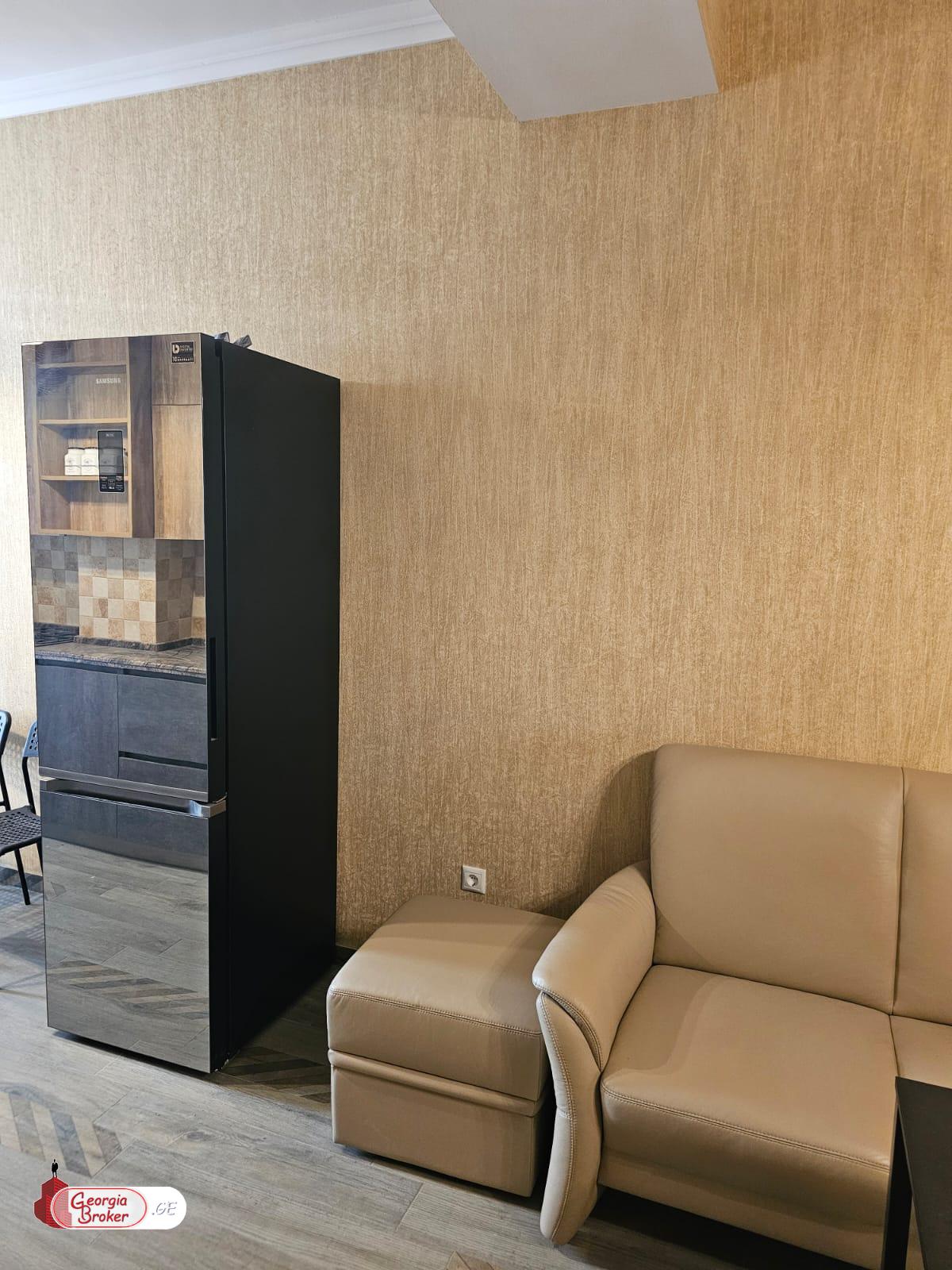 იყიდება ახალი გარემონტებული 3 ოთახიანი ბინა